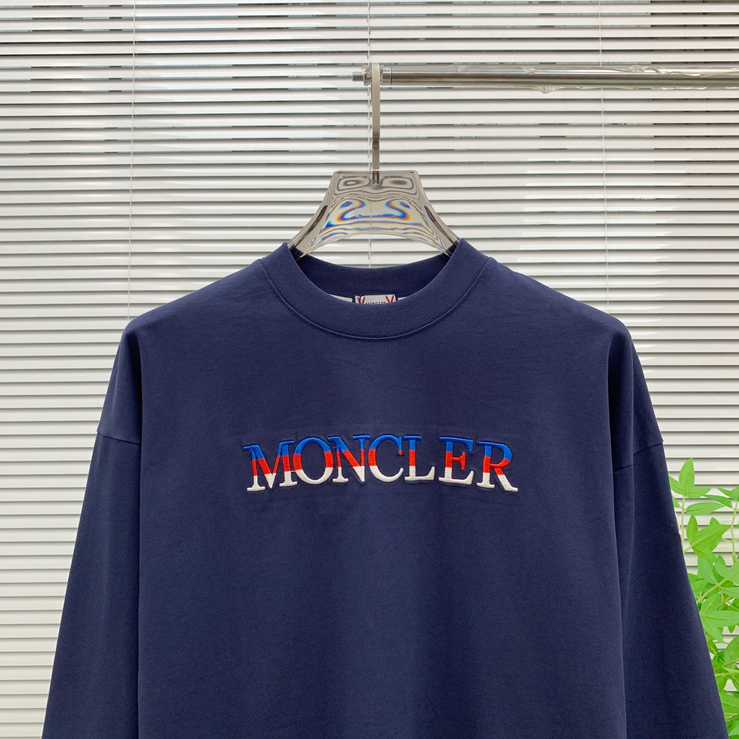 P蒙口25ss秋季【新品】新款贸易订单圆领长袖打底衫长袖T恤网红款！上身舒适透气，不僵硬，整体有着丰富的