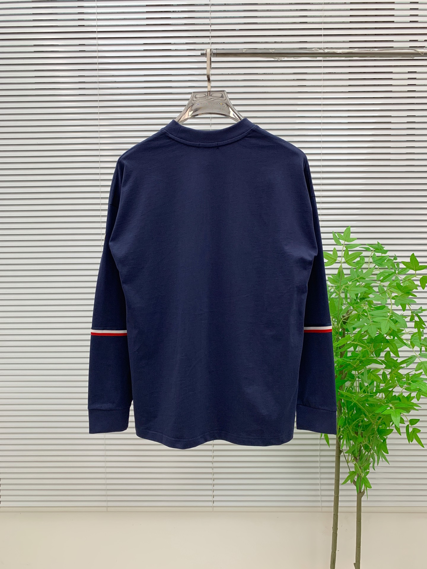 P蒙口25ss秋季【新品】新款贸易订单圆领长袖打底衫长袖T恤网红款！上身舒适透气，不僵硬，整体有着丰富的