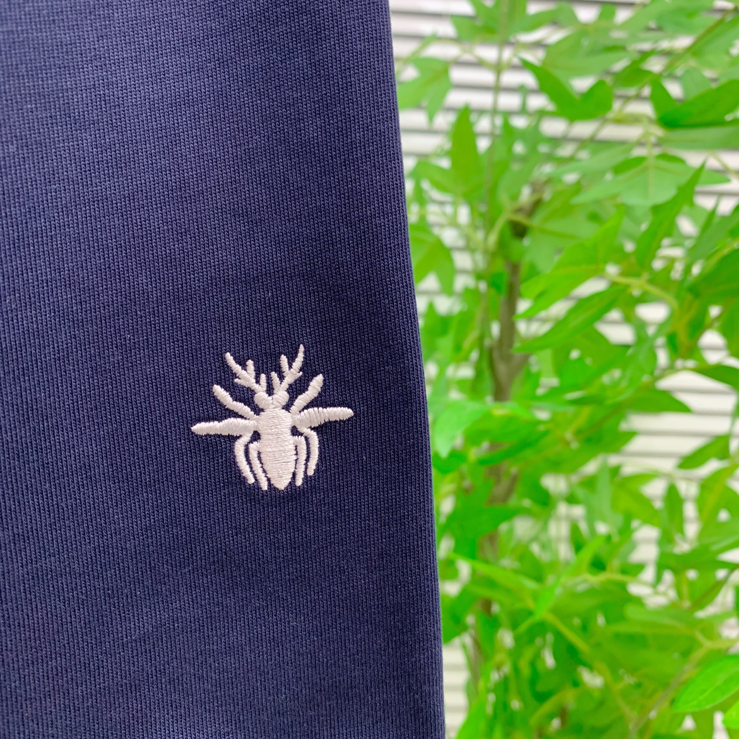 P迪奥25ss秋季【新品】新款贸易订单圆领长袖打底衫长袖T恤网红款！上身舒适透气，不僵硬，整体有着丰富的