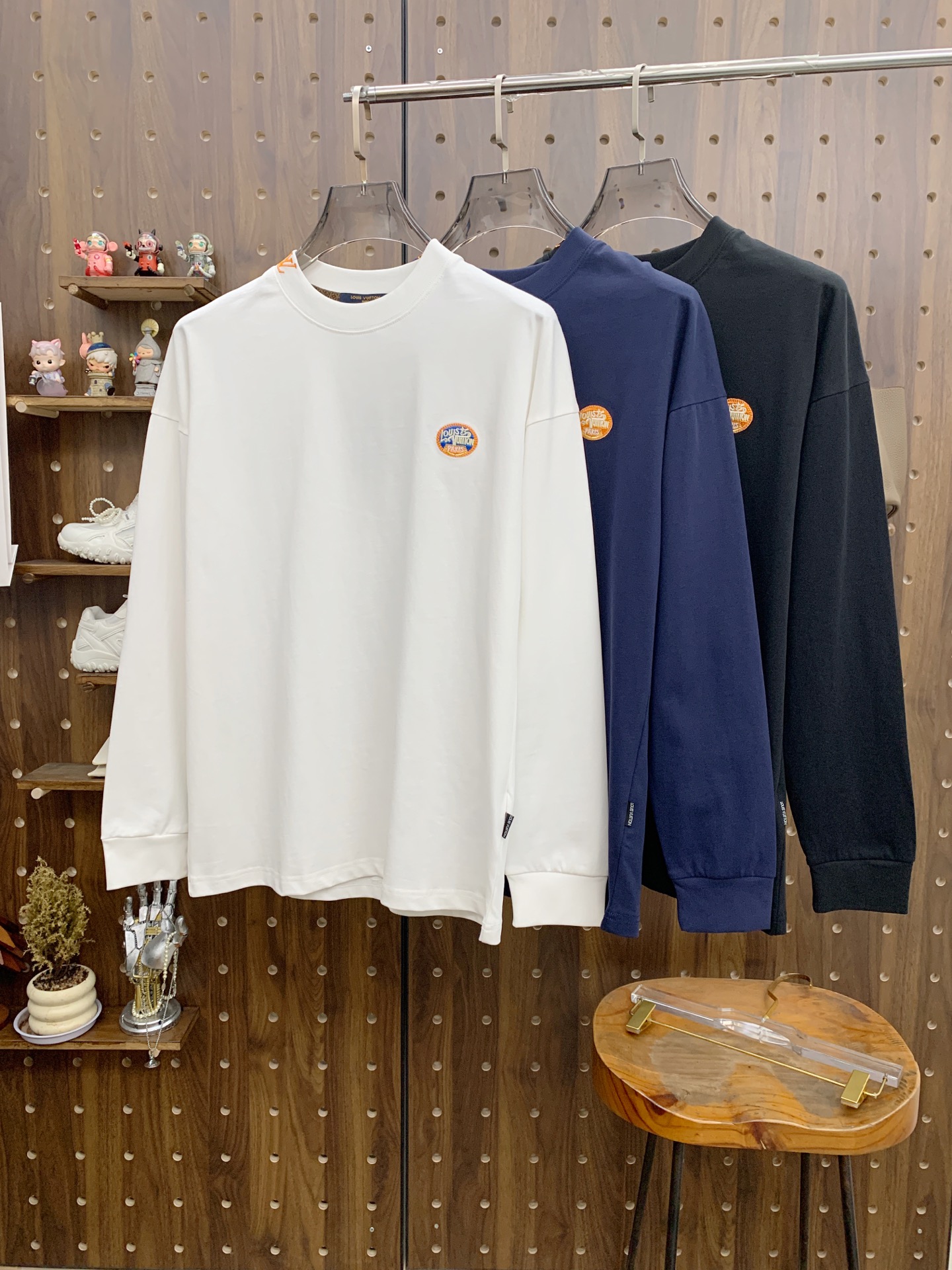 PLV 25ss秋季【新品】新款贸易订单圆领长袖打底衫长袖T恤网红款！上身舒适透气，不僵硬，整体有着丰富