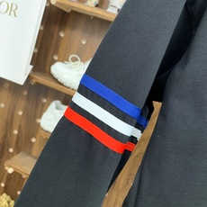 PTB 25ss秋季【新品】新款贸易订单圆领长袖打底衫长袖T恤网红款!上身舒适透气,不僵硬,整体有着丰富 PTB 25ss秋季【新品】新款贸易订单圆领长袖打底衫长袖T恤网红款!上身舒适透气,不僵硬,整体有着丰富