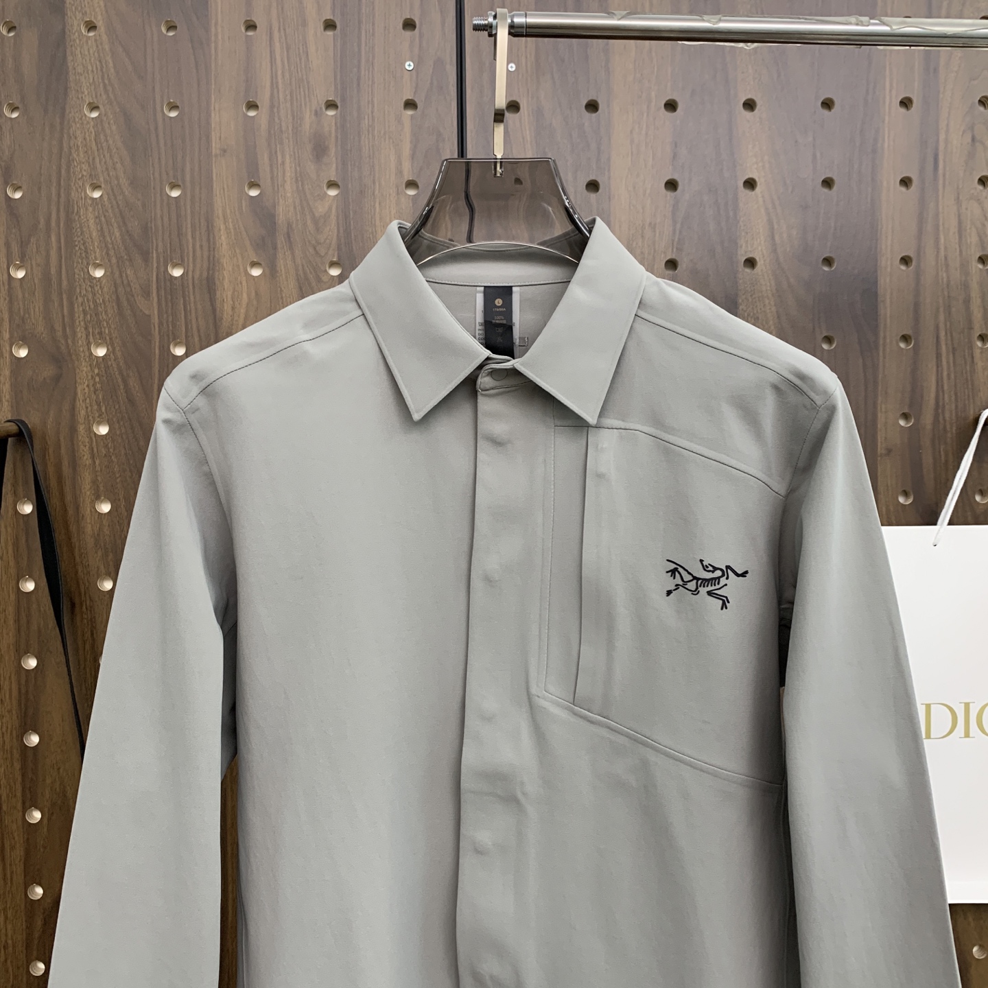 🌾P始祖鸟25ss早秋【新品】夹克外套爆款 秋冬专柜新款休闲时尚夹克外套！超前卫设计风格 细腻舒适 穿着