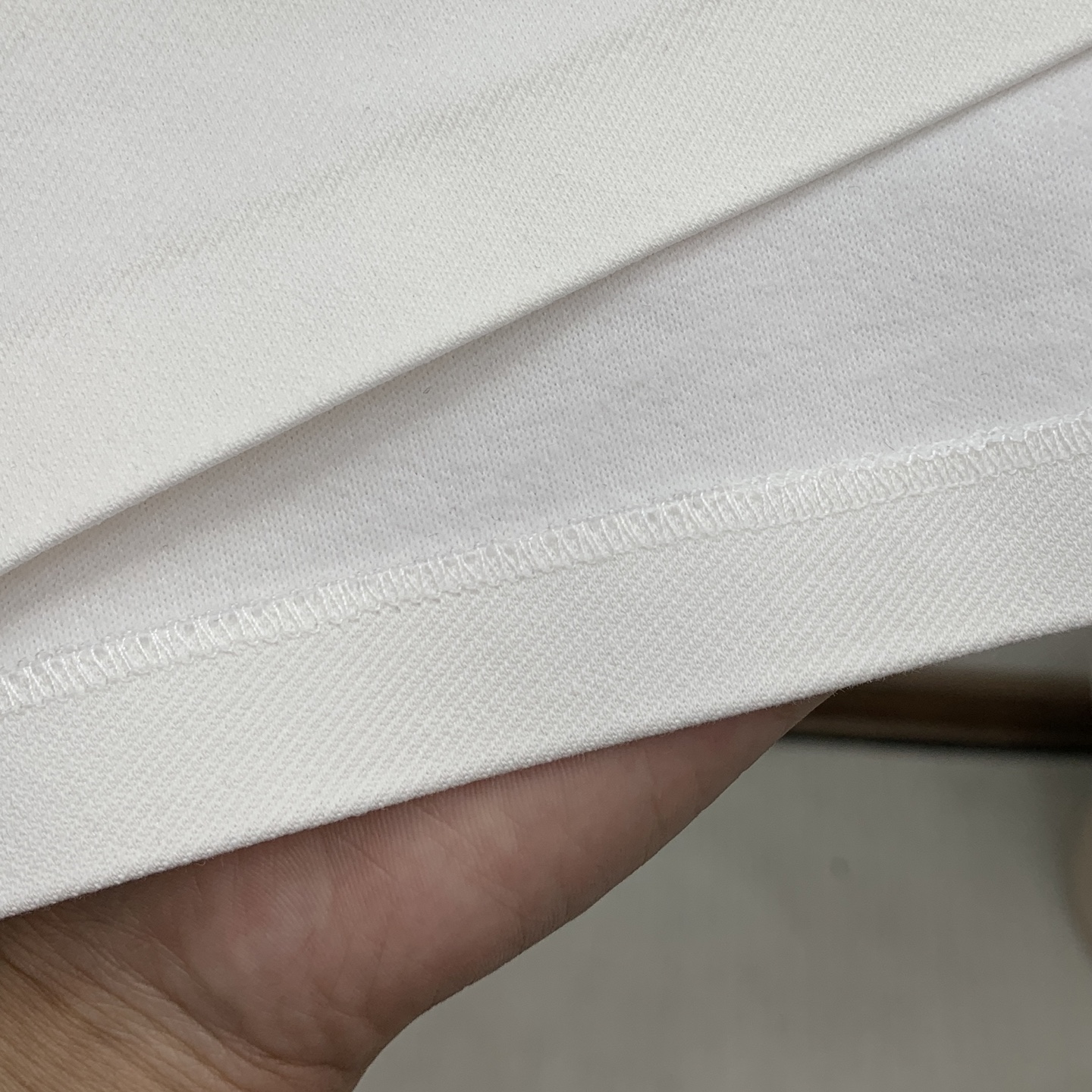 P195💰巴宝莉秋冬25SS【新品】新款长袖翻领T恤polo，最高版本客供定制高端朱地面料简单时尚款，拼色螺纹超级好看！经典logo简单大方的款式！满满的高级感，四季可穿。简欧风格💎官网在售码数：M-3XL！