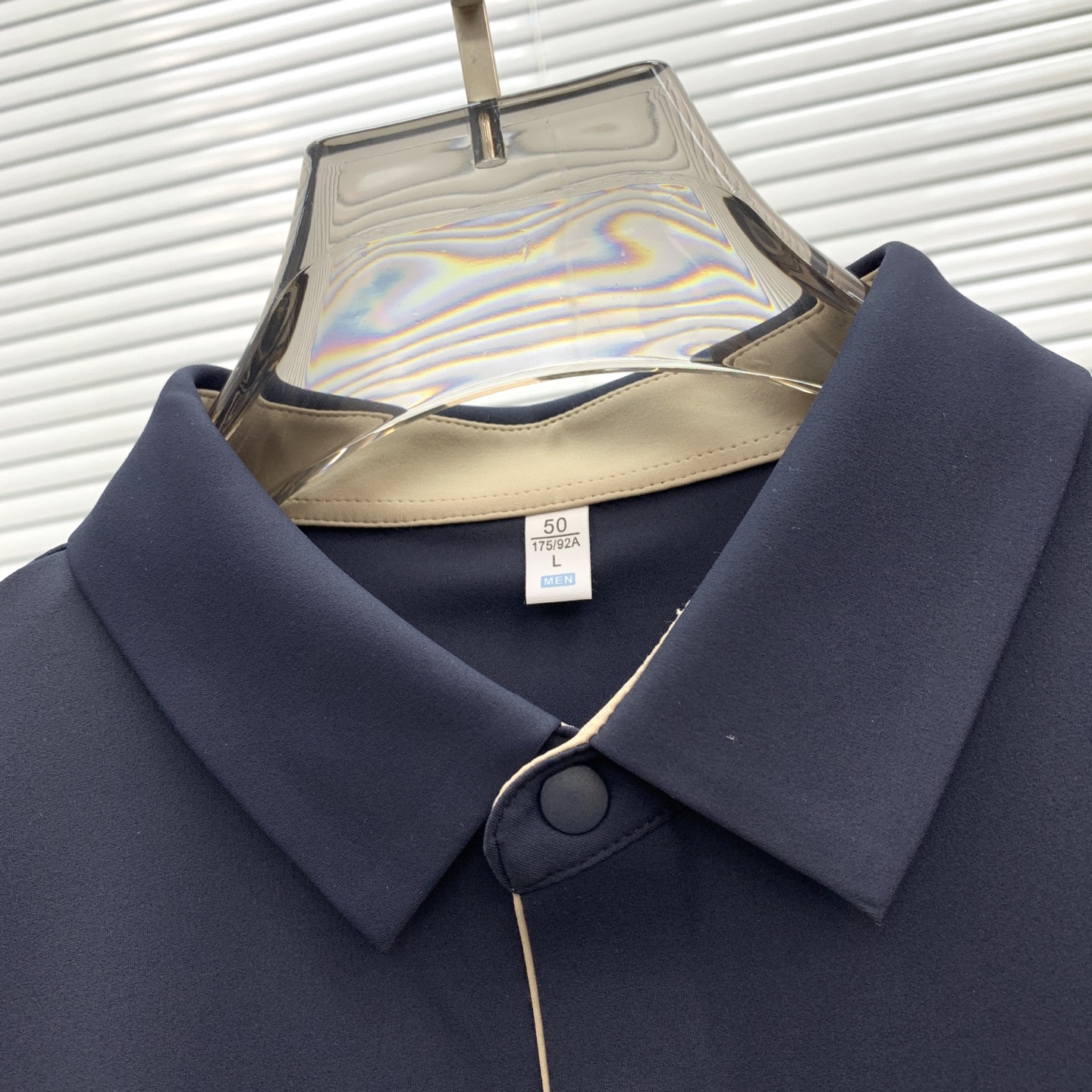 P195💰保罗秋冬25SS【新品】新款长袖翻领T恤polo，最高版本客供定制高端朱地面料简单时尚款，拼色螺纹超级好看！经典logo简单大方的款式！满满的高级感，四季可穿。简欧风格💎官网在售码数：M-3XL！