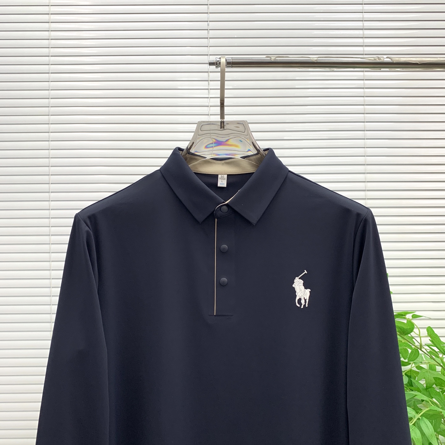 P195💰保罗秋冬25SS【新品】新款长袖翻领T恤polo，最高版本客供定制高端朱地面料简单时尚款，拼色螺纹超级好看！经典logo简单大方的款式！满满的高级感，四季可穿。简欧风格💎官网在售码数：M-3XL！