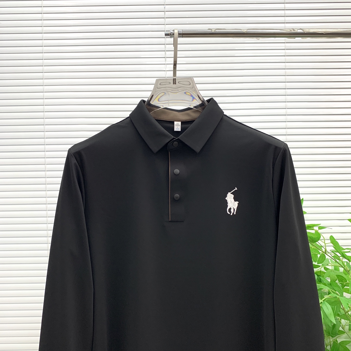 P195💰保罗秋冬25SS【新品】新款长袖翻领T恤polo，最高版本客供定制高端朱地面料简单时尚款，拼色螺纹超级好看！经典logo简单大方的款式！满满的高级感，四季可穿。简欧风格💎官网在售码数：M-3XL！
