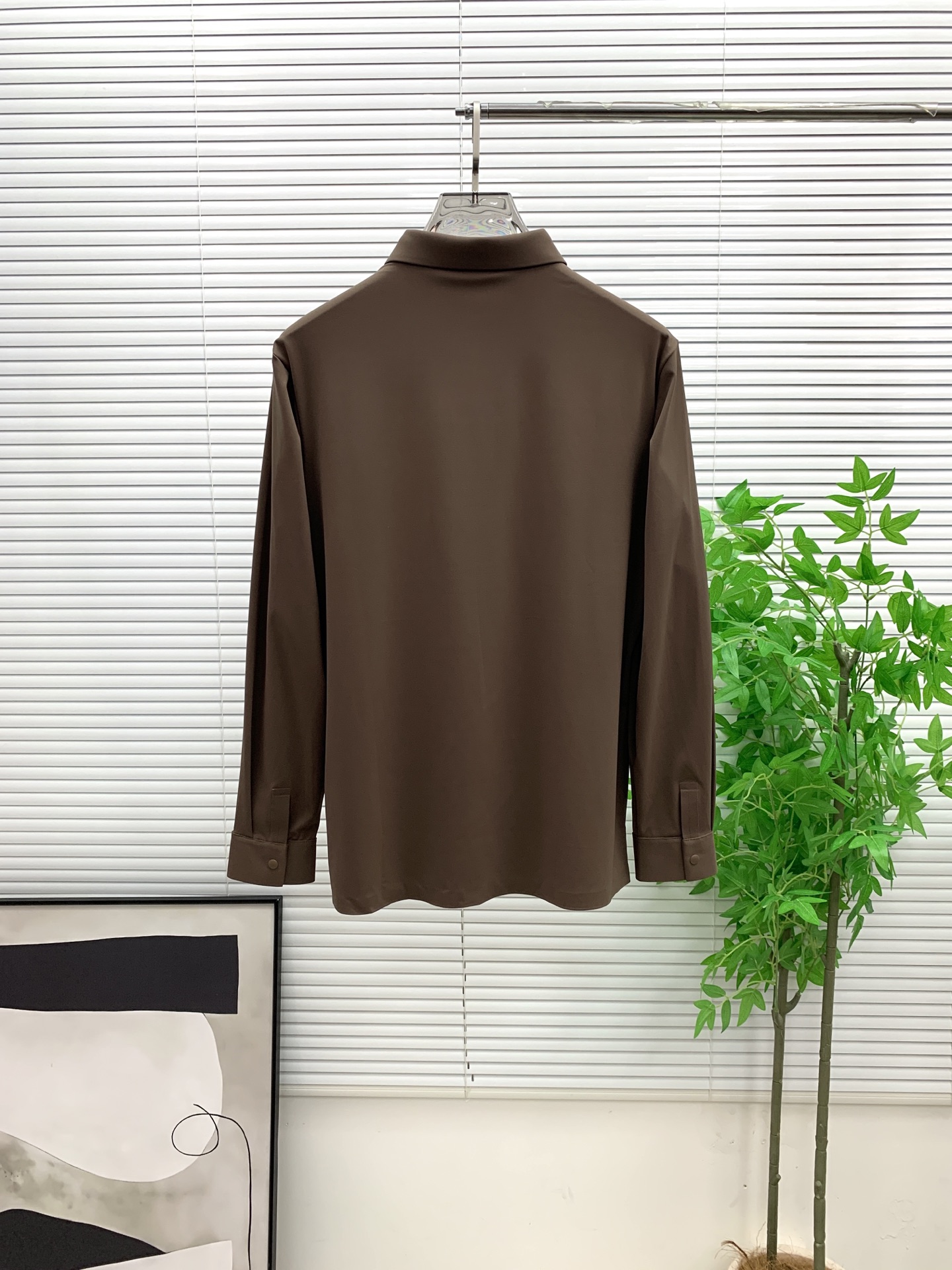 P195💰巴宝莉秋冬25SS【新品】新款长袖翻领T恤polo，最高版本客供定制高端朱地面料简单时尚款，拼色螺纹超级好看！经典logo简单大方的款式！满满的高级感，四季可穿。简欧风格💎官网在售码数：M-3XL！