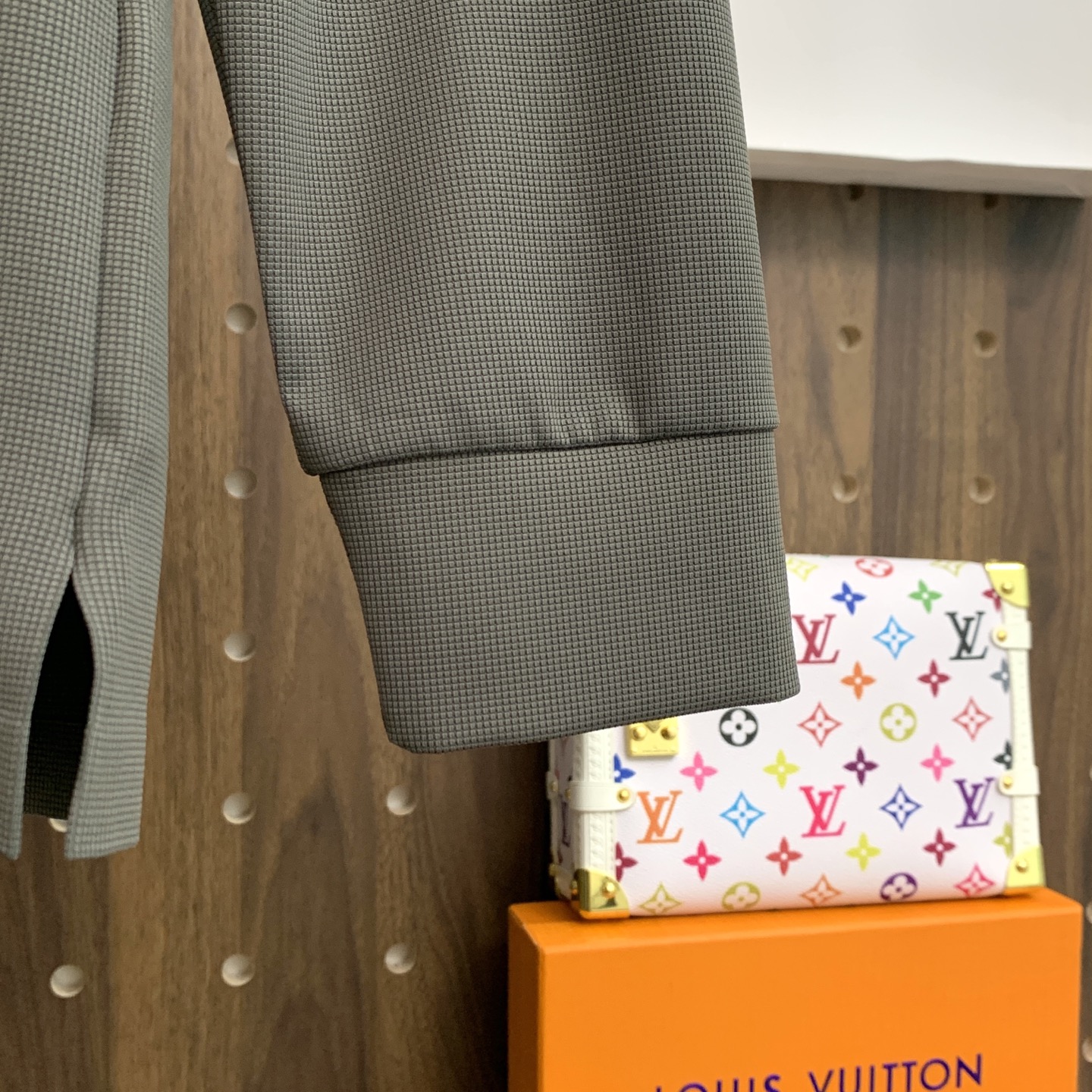 🌾P巴宝莉秋冬25SS【新品】新款长袖翻领T恤Polo，最高版本客供定制高端朱地面料简单时尚款，拼色螺纹