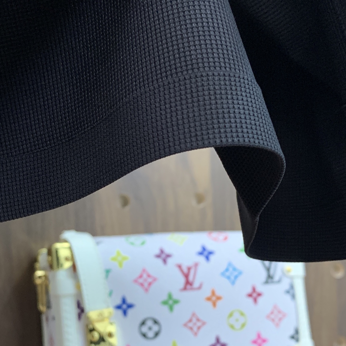 🌾P巴宝莉秋冬25SS【新品】新款长袖翻领T恤Polo，最高版本客供定制高端朱地面料简单时尚款，拼色螺纹