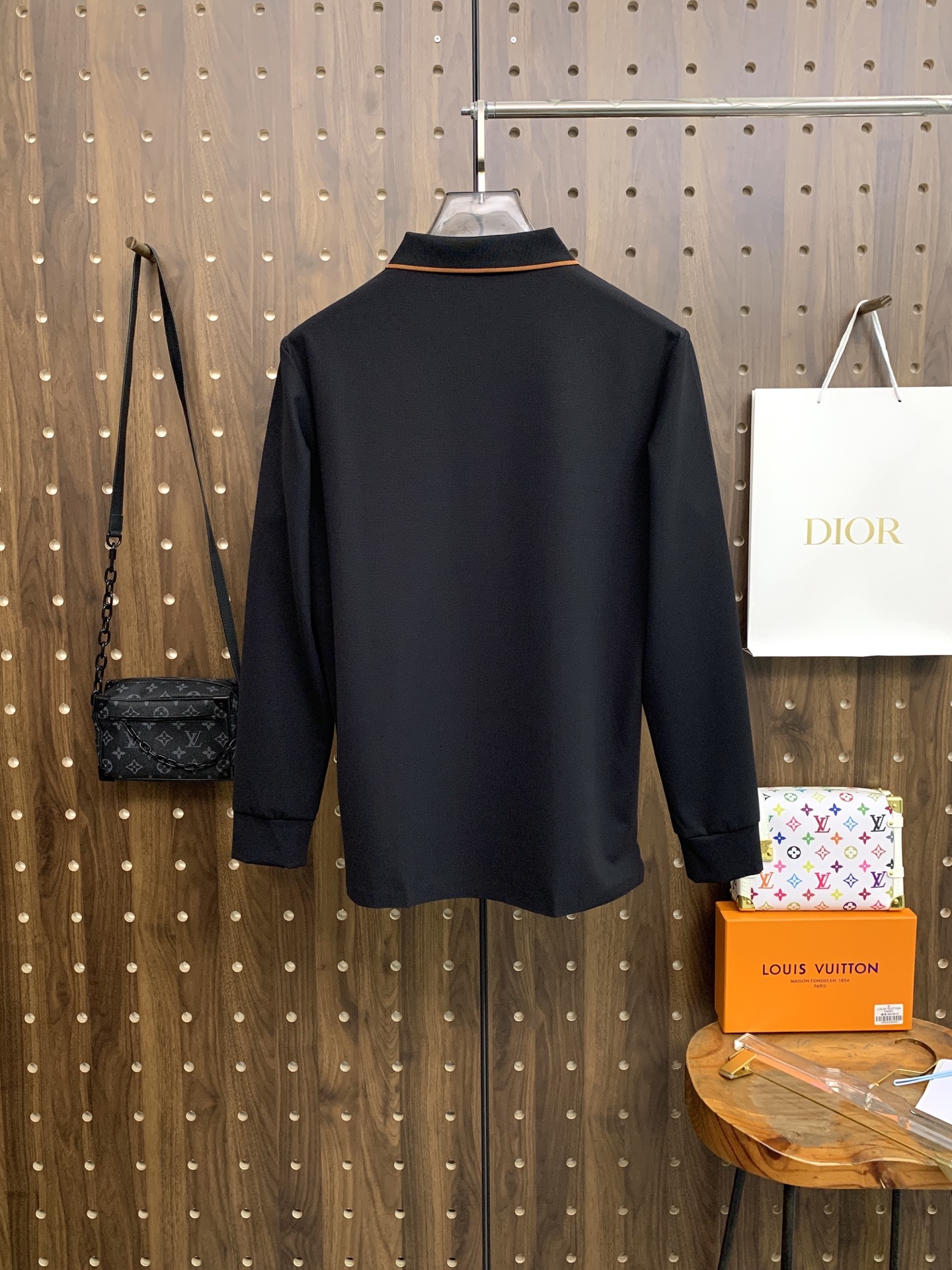 🌾P巴宝莉秋冬25SS【新品】新款长袖翻领T恤Polo，最高版本客供定制高端朱地面料简单时尚款，拼色螺纹