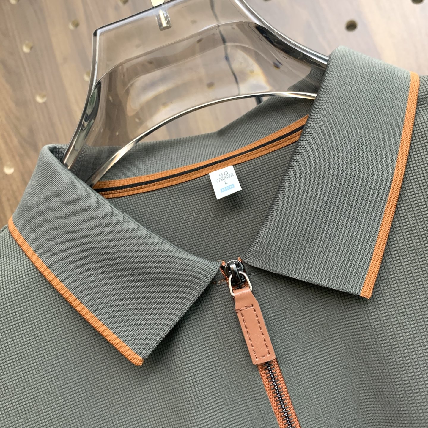 🌾P巴宝莉秋冬25SS【新品】新款长袖翻领T恤Polo，最高版本客供定制高端朱地面料简单时尚款，拼色螺纹