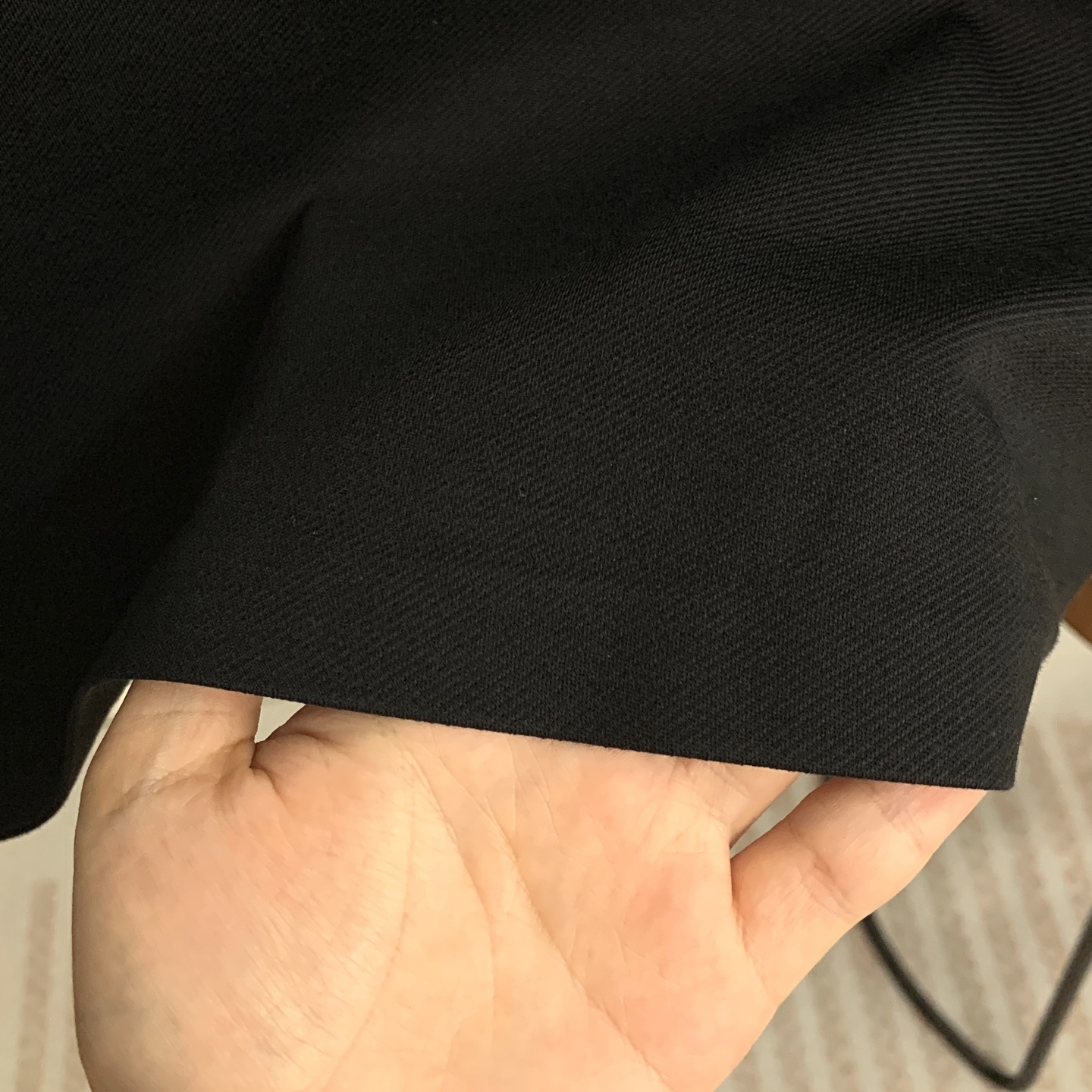 🌾P普拉达秋冬25SS【新品】新款长袖翻领T恤Polo，最高版本客供定制高端朱地面料简单时尚款，拼色螺纹