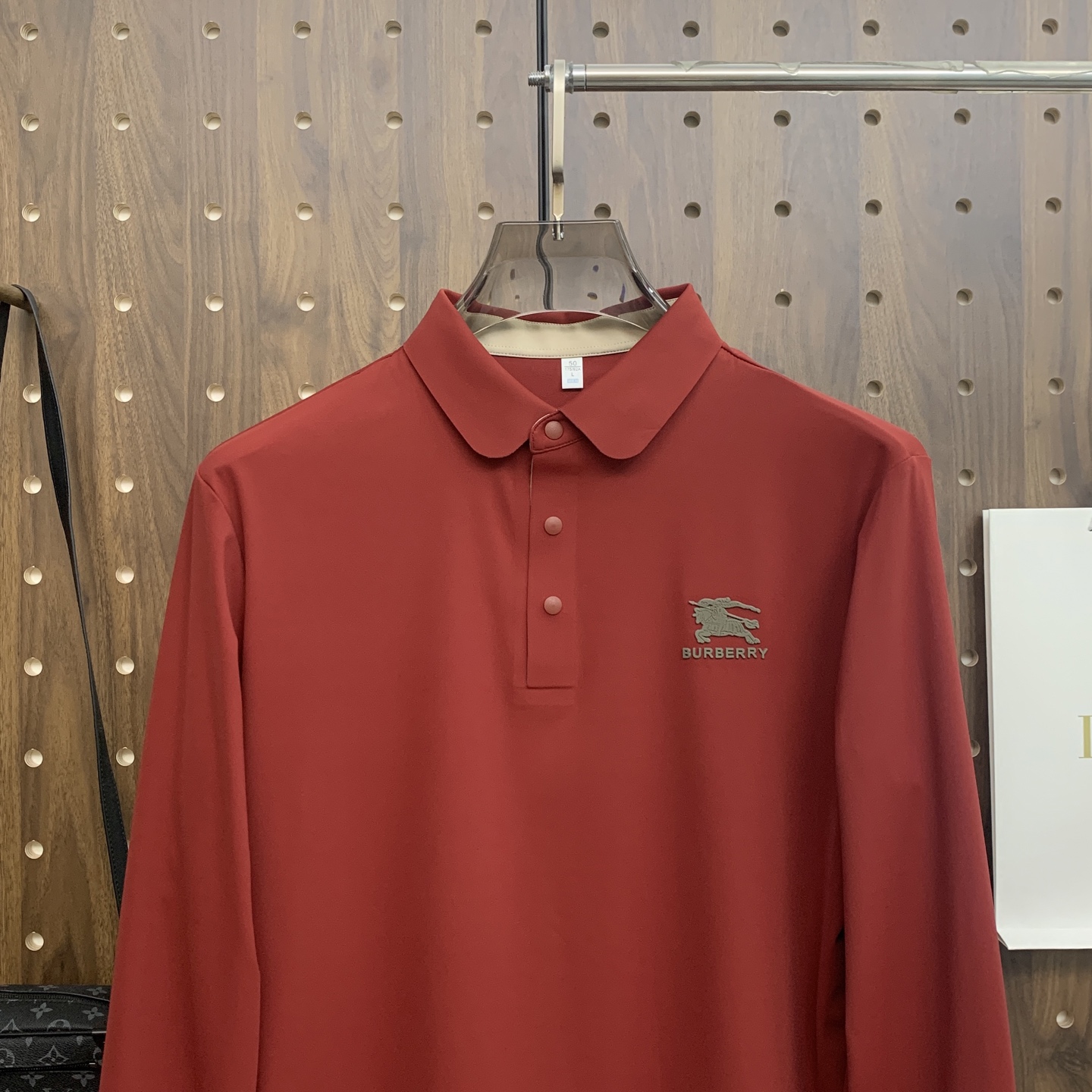 🌾P巴宝莉秋冬25SS【新品】新款长袖翻领T恤Polo，最高版本客供定制高端朱地面料简单时尚款，拼色螺纹