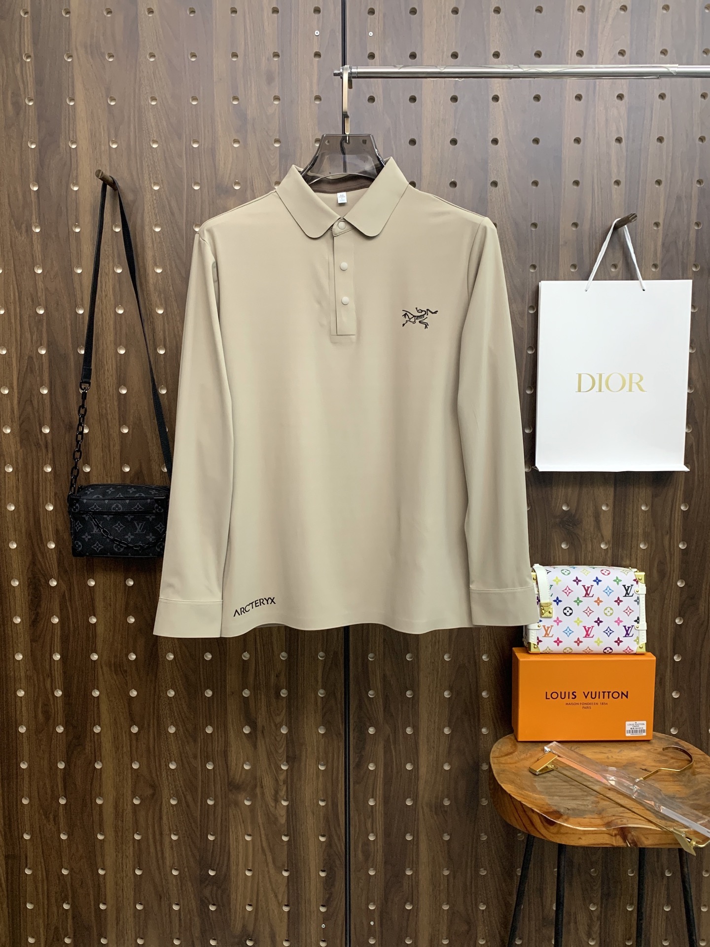 🌾P始祖鸟秋冬25SS【新品】新款长袖翻领T恤Polo，最高版本客供定制高端朱地面料简单时尚款，拼色螺纹