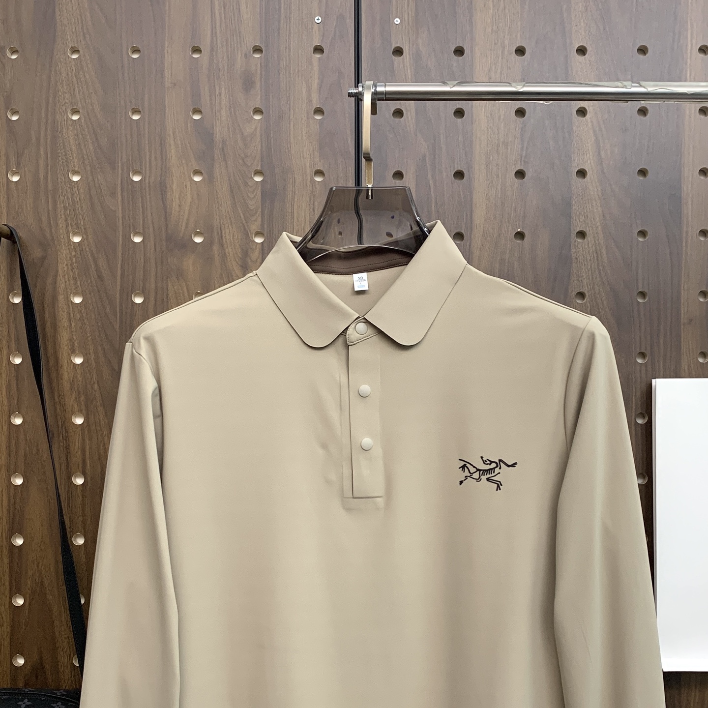 🌾P始祖鸟秋冬25SS【新品】新款长袖翻领T恤Polo，最高版本客供定制高端朱地面料简单时尚款，拼色螺纹