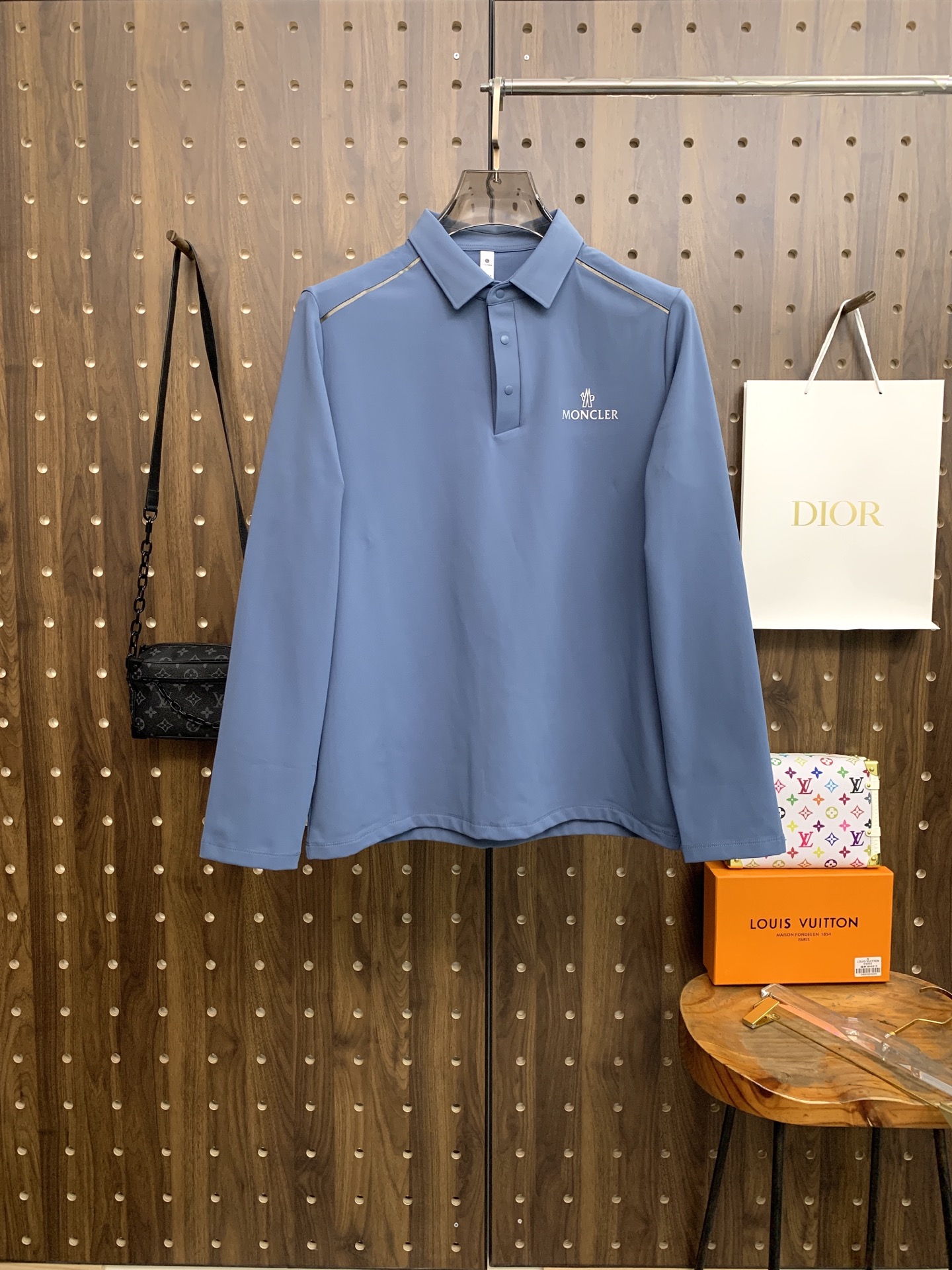 🌾P蒙口秋冬25SS【新品】新款长袖翻领T恤Polo，最高版本客供定制高端朱地面料简单时尚款，拼色螺纹超