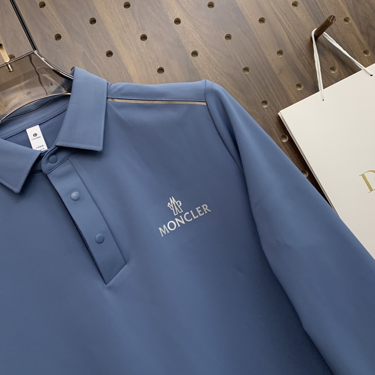 🌾P蒙口秋冬25SS【新品】新款长袖翻领T恤Polo，最高版本客供定制高端朱地面料简单时尚款，拼色螺纹超