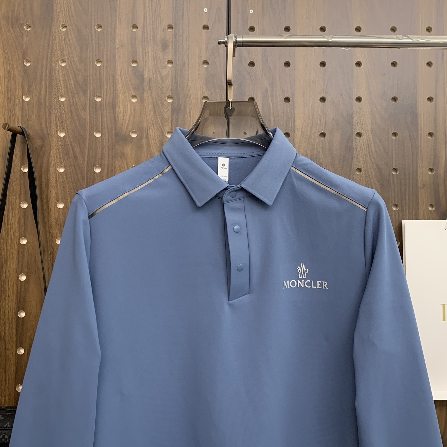 🌾P蒙口秋冬25SS【新品】新款长袖翻领T恤Polo，最高版本客供定制高端朱地面料简单时尚款，拼色螺纹超