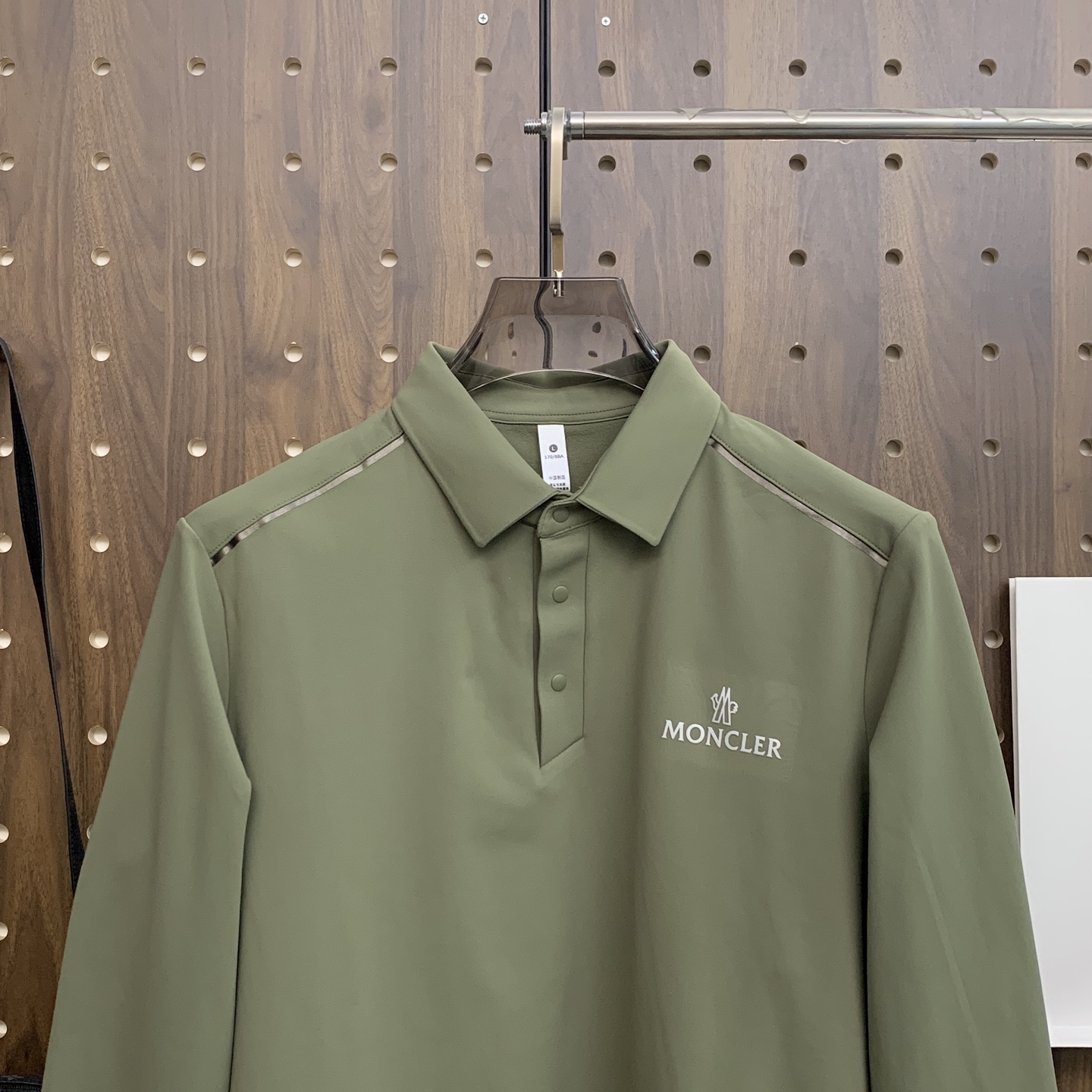 🌾P蒙口秋冬25SS【新品】新款长袖翻领T恤Polo，最高版本客供定制高端朱地面料简单时尚款，拼色螺纹超