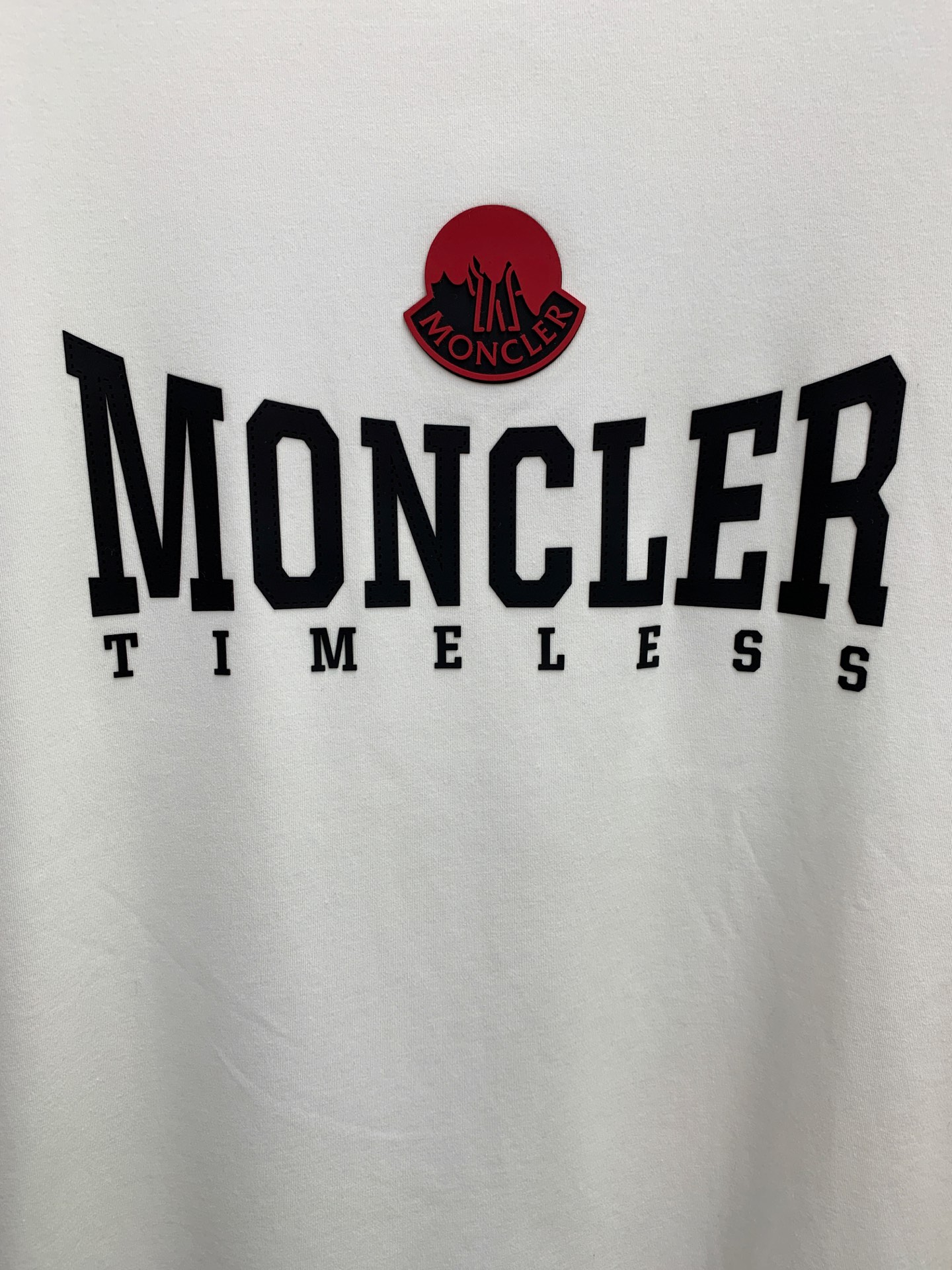 P蒙口25ss秋季【新品】新款贸易订单圆领长袖打底衫！长袖T恤网红款！上身舒适透气，不僵硬，整体有着丰富