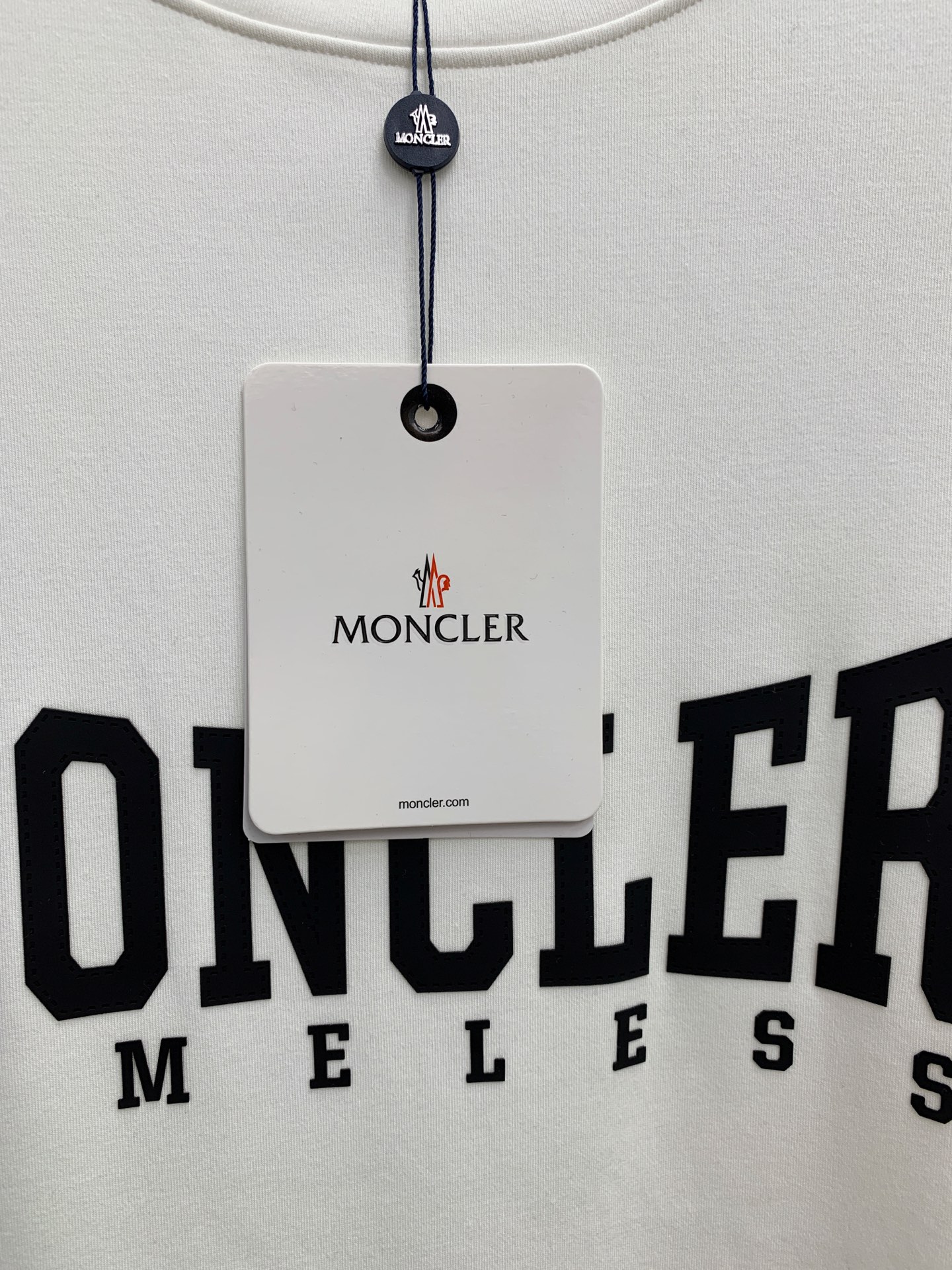 P蒙口25ss秋季【新品】新款贸易订单圆领长袖打底衫！长袖T恤网红款！上身舒适透气，不僵硬，整体有着丰富