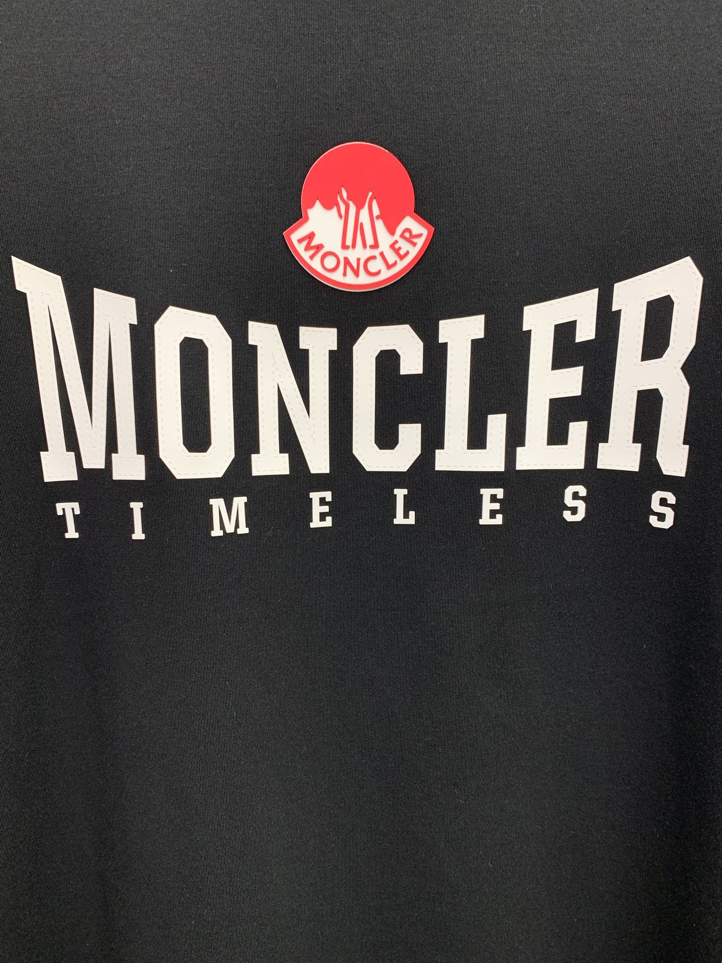 P蒙口25ss秋季【新品】新款贸易订单圆领长袖打底衫！长袖T恤网红款！上身舒适透气，不僵硬，整体有着丰富