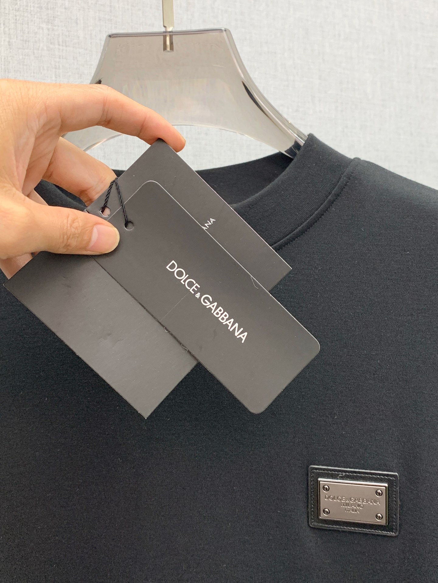 P杜嘉班纳25ss秋季【新品】新款贸易订单圆领长袖打底衫！长袖T恤网红款！上身舒适透气，不僵硬，整体有着