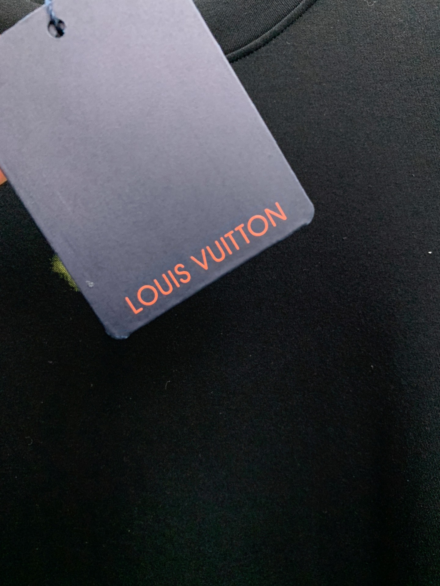 PLV 25ss秋季【新品】新款贸易订单圆领长袖打底衫！长袖T恤网红款！上身舒适透气，不僵硬，整体有着丰