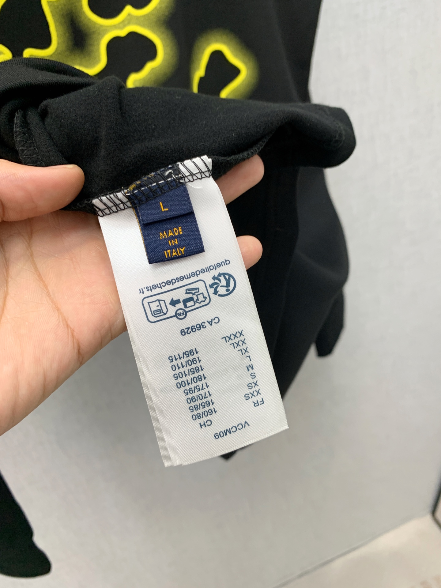 PLV 25ss秋季【新品】新款贸易订单圆领长袖打底衫！长袖T恤网红款！上身舒适透气，不僵硬，整体有着丰