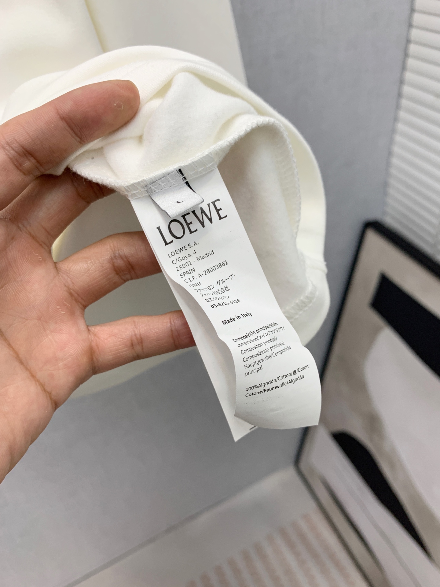 P罗意威25ss秋季【新品】新款贸易订单圆领长袖打底衫！长袖T恤网红款！上身舒适透气，不僵硬，整体有着丰