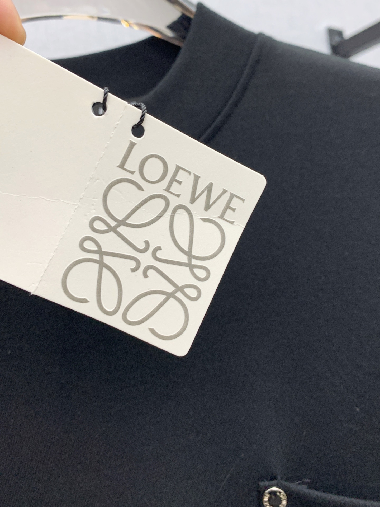 P罗意威25ss秋季【新品】新款贸易订单圆领长袖打底衫！长袖T恤网红款！上身舒适透气，不僵硬，整体有着丰