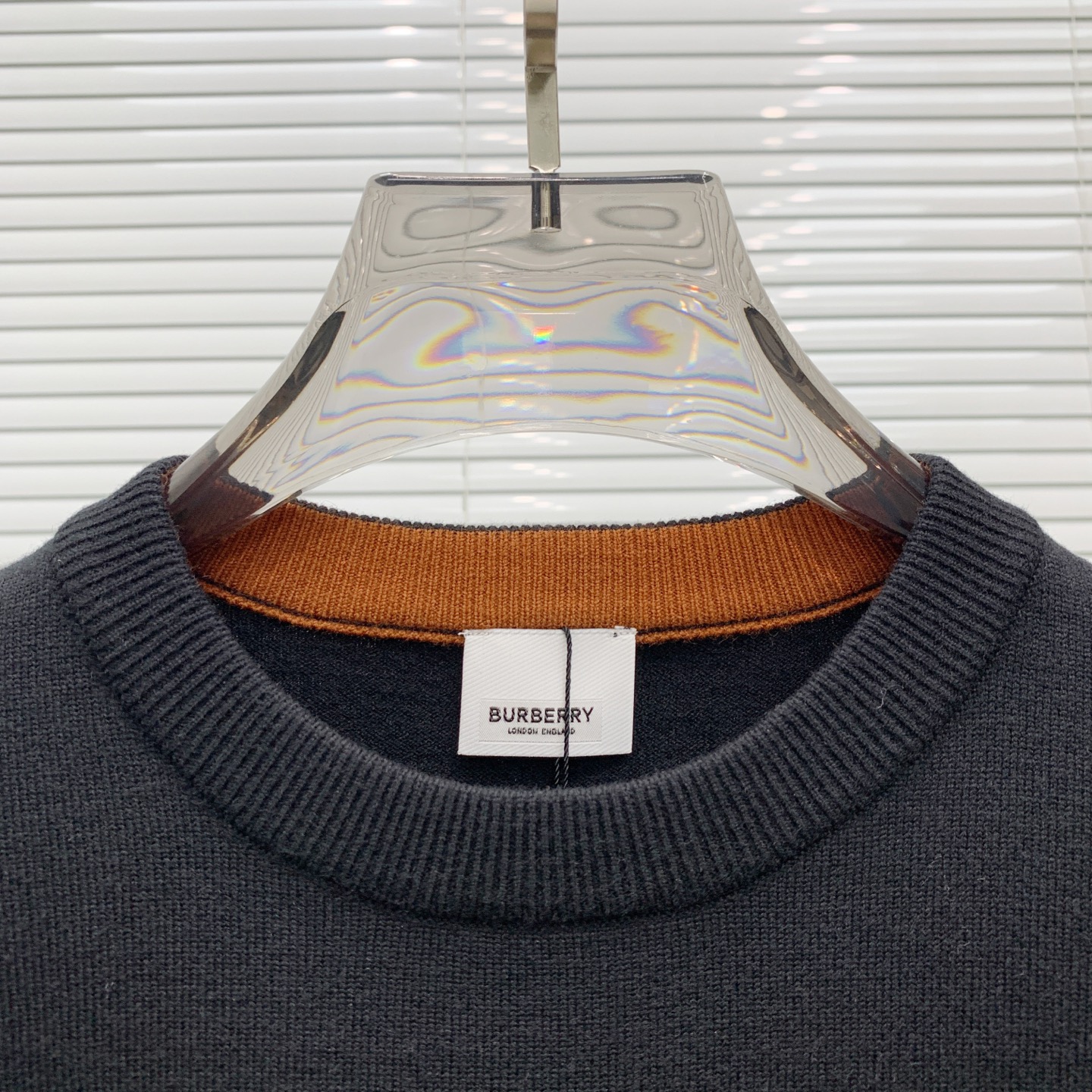 P巴宝莉25ss秋冬【新品】毛衣专供狠货，进口原版科技羊毛精纺！精细针织一体，色彩混织纯手工技艺呈现 档