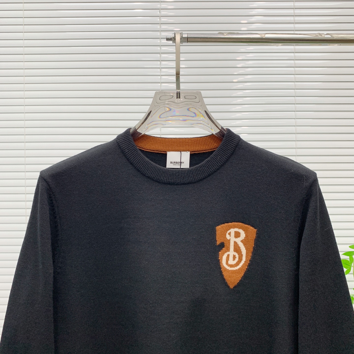 P巴宝莉25ss秋冬【新品】毛衣专供狠货，进口原版科技羊毛精纺！精细针织一体，色彩混织纯手工技艺呈现 档