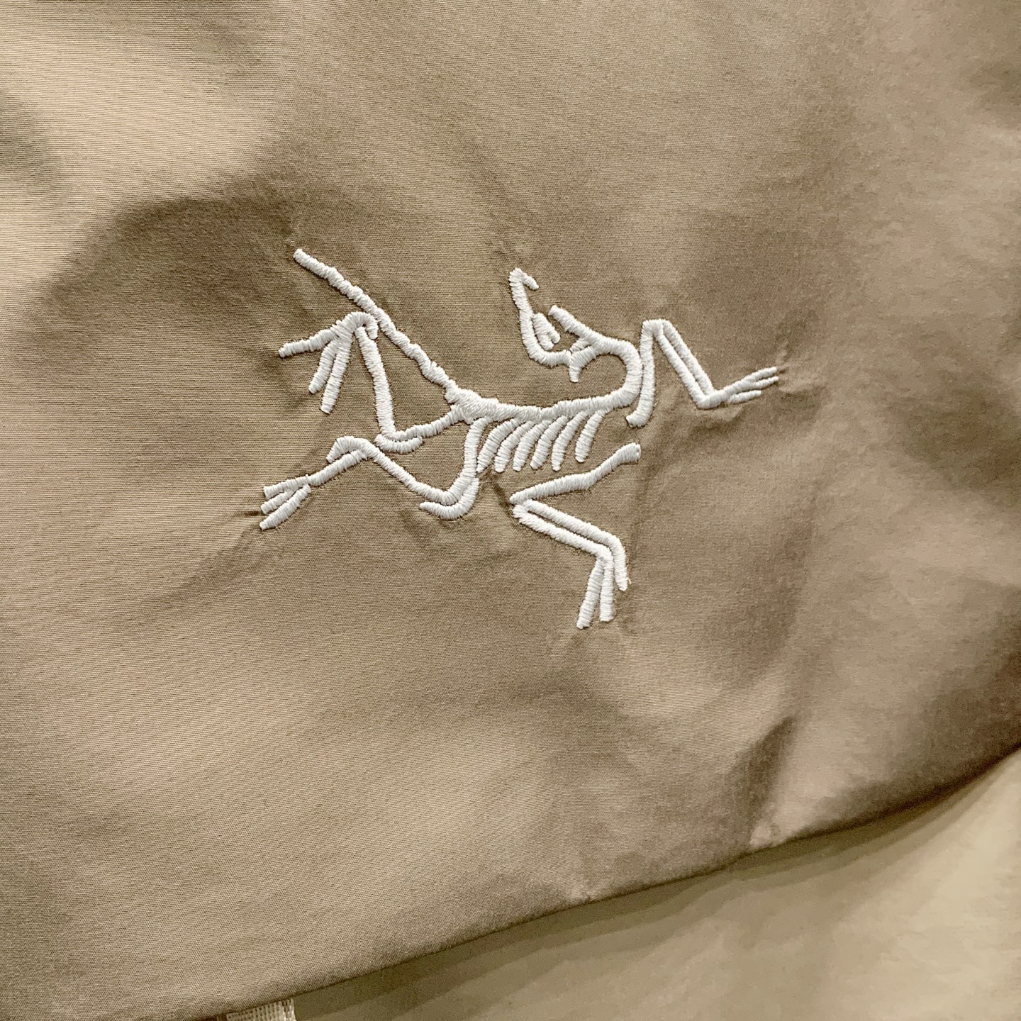 P 始祖鸟刺绣🪡25ss秋冬新款🆕鹅绒羽绒服 原版1:1订制五金配件全进口原版定制 欢迎专柜对比 绝对的