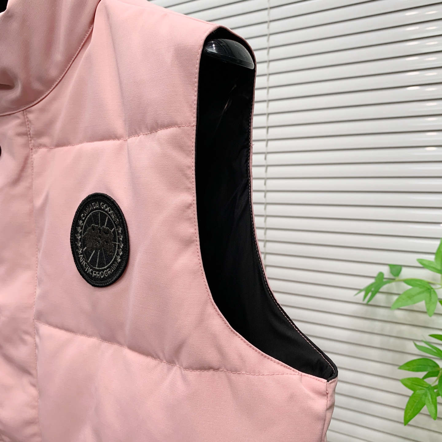 PCanada Goose加拿大鹅男女同款羽绒马甲➖ 正品同步防伪芯片感应！➖ 进口百灵达绣花机定制万针