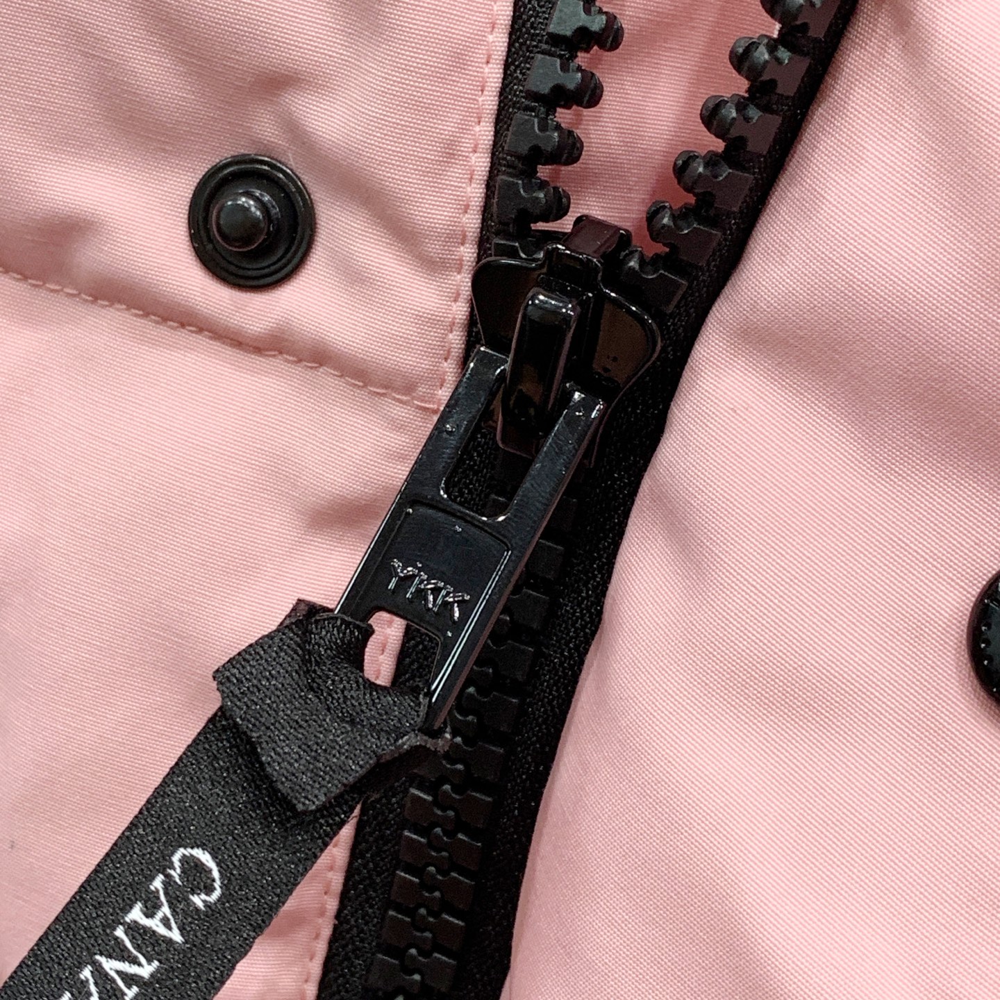 PCanada Goose加拿大鹅男女同款羽绒马甲➖ 正品同步防伪芯片感应！➖ 进口百灵达绣花机定制万针