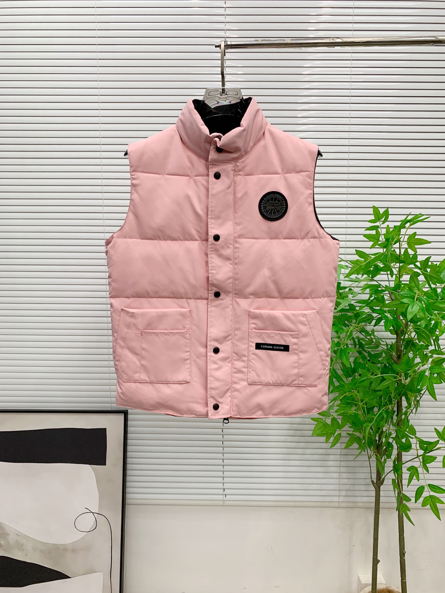 PCanada Goose加拿大鹅男女同款羽绒马甲➖ 正品同步防伪芯片感应！➖ 进口百灵达绣花机定制万针