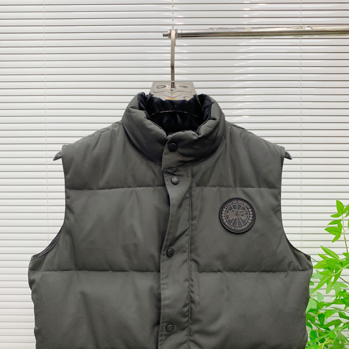 PCanada Goose加拿大鹅男女同款羽绒马甲➖ 正品同步防伪芯片感应！➖ 进口百灵达绣花机定制万针