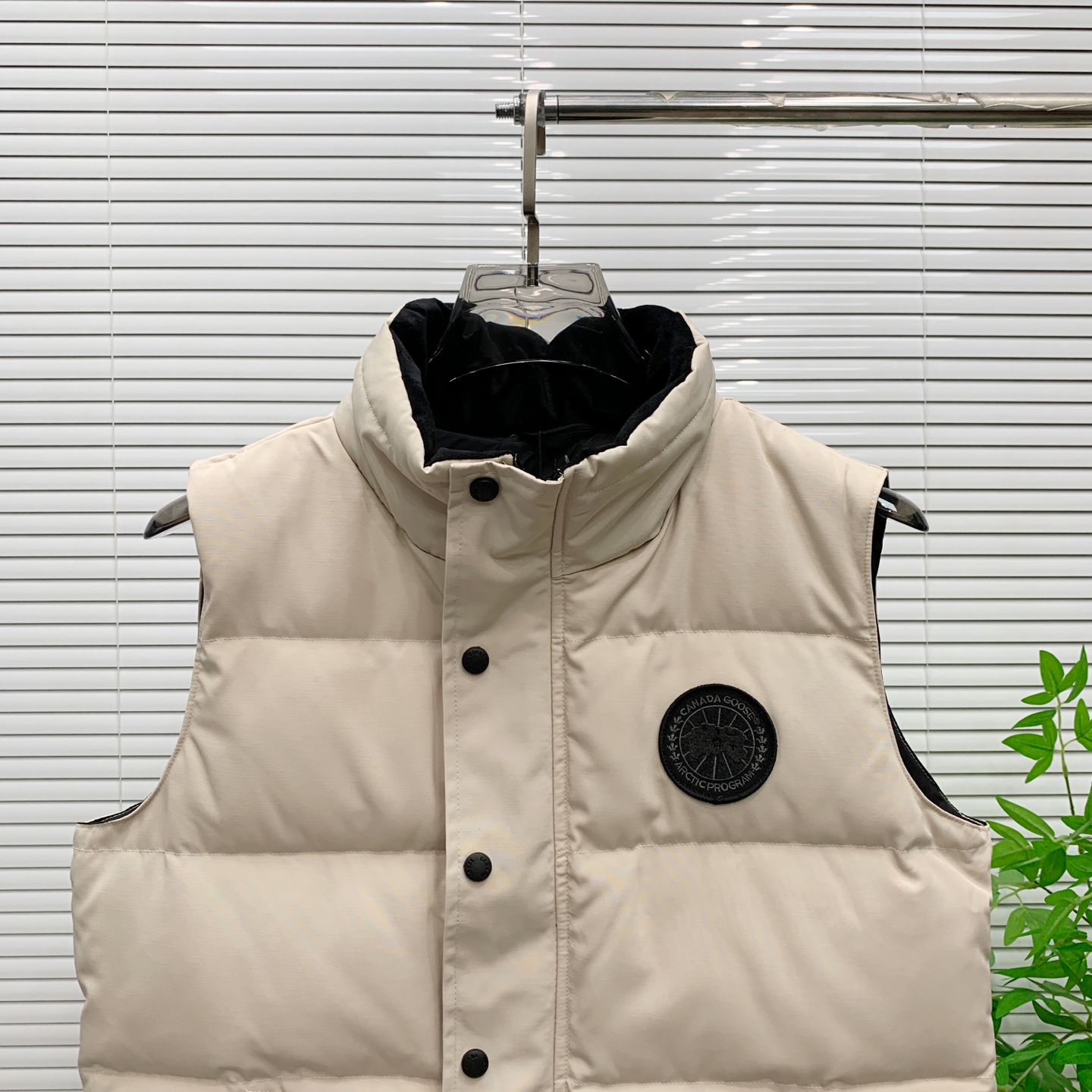 PCanada Goose加拿大鹅男女同款羽绒马甲➖ 正品同步防伪芯片感应！➖ 进口百灵达绣花机定制万针