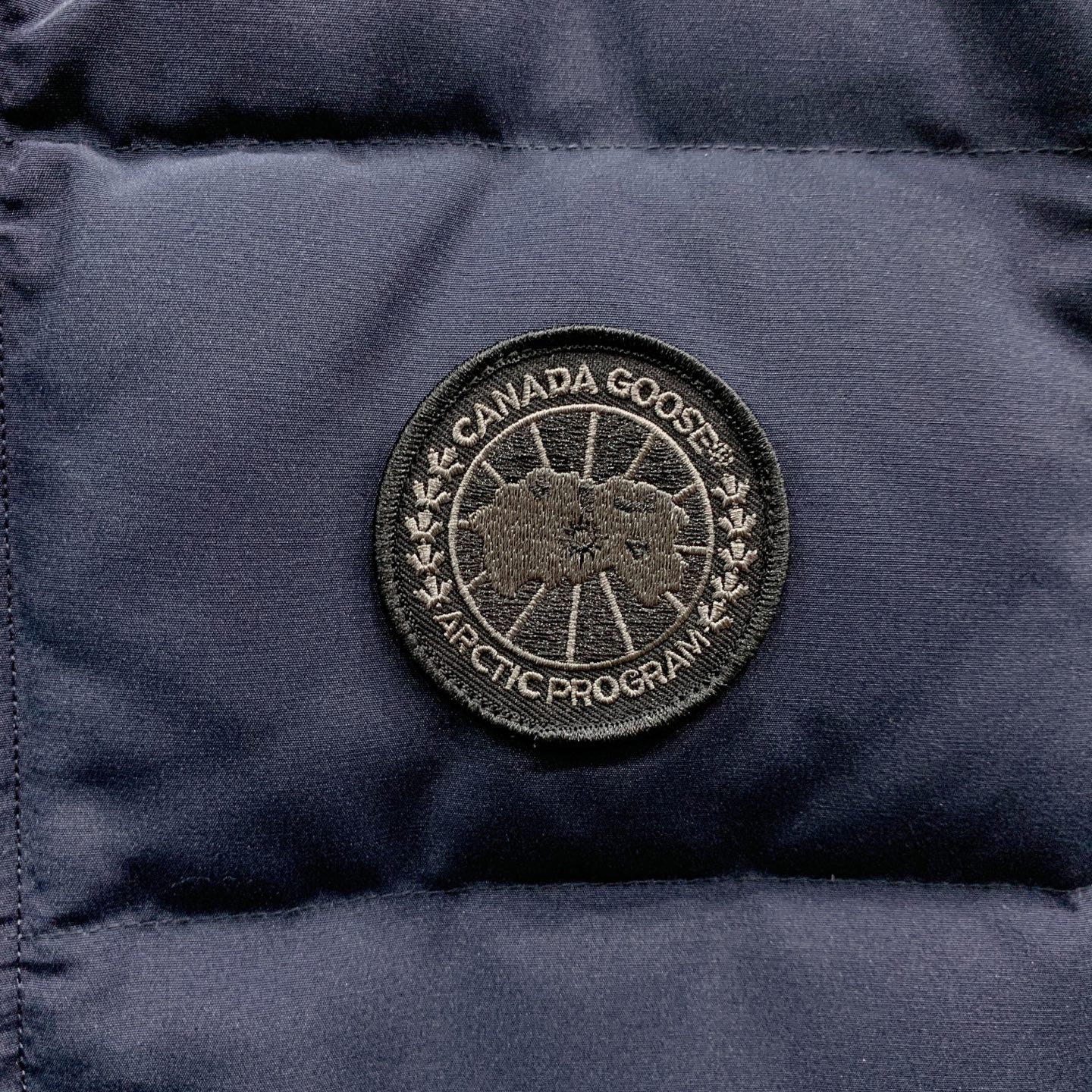 PCanada Goose加拿大鹅男女同款羽绒马甲➖ 正品同步防伪芯片感应！➖ 进口百灵达绣花机定制万针