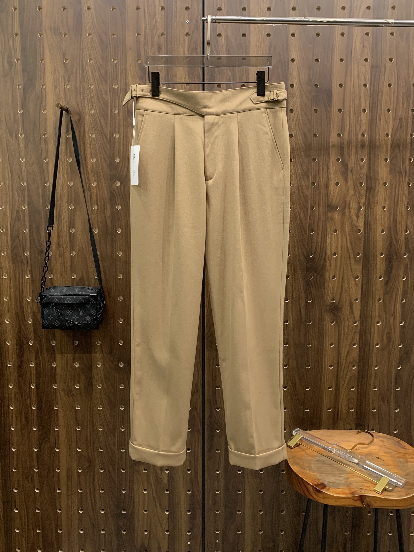 P迪奥🔥🔥毛呢西裤2025ss秋冬【新品】官网同步有售，男士高端商务休闲毛呢西裤，高端进口面料，带弹力，