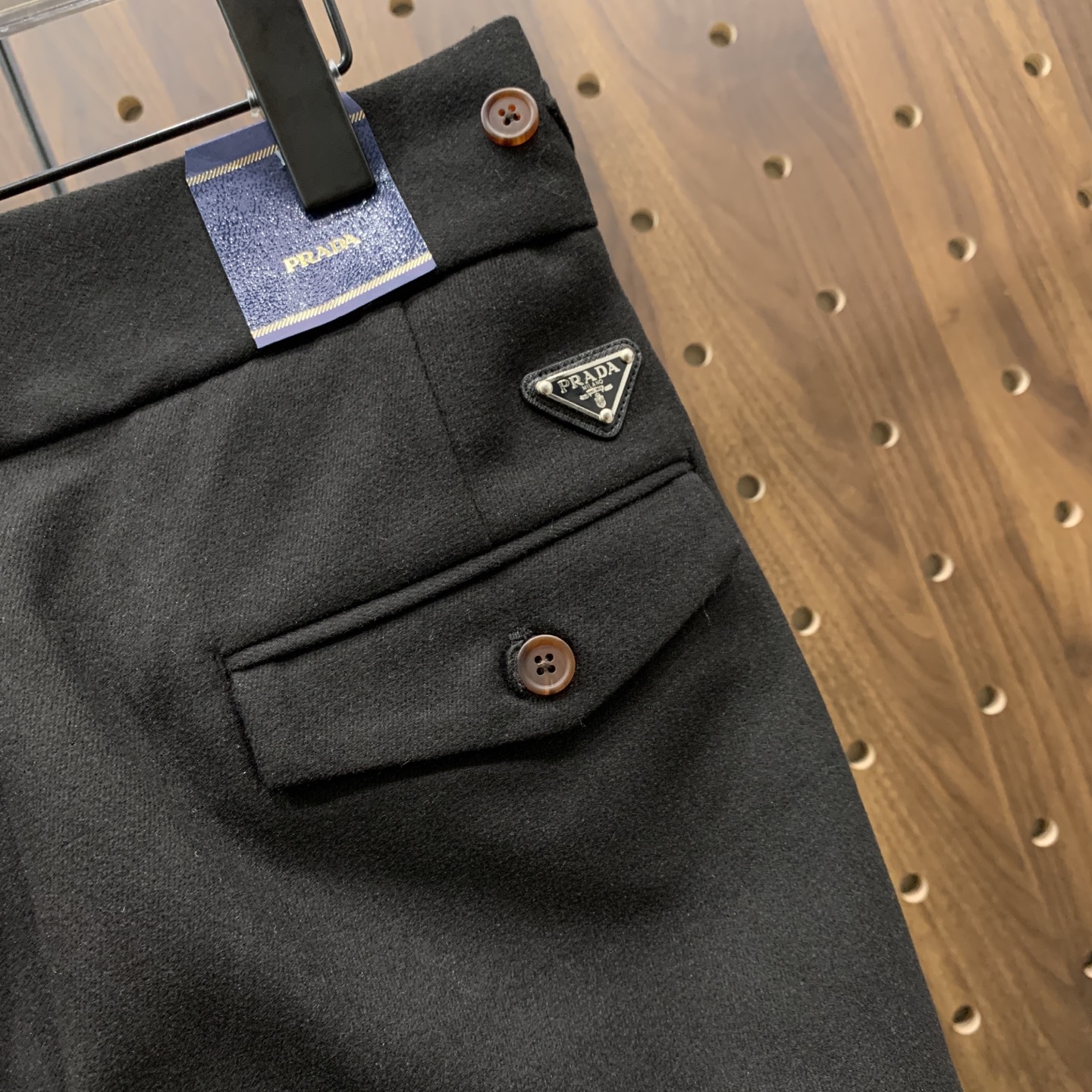 P普拉达🔥🔥毛呢西裤2025ss秋冬【新品】官网同步有售，男士高端商务休闲毛呢西裤，高端进口面料，带弹力