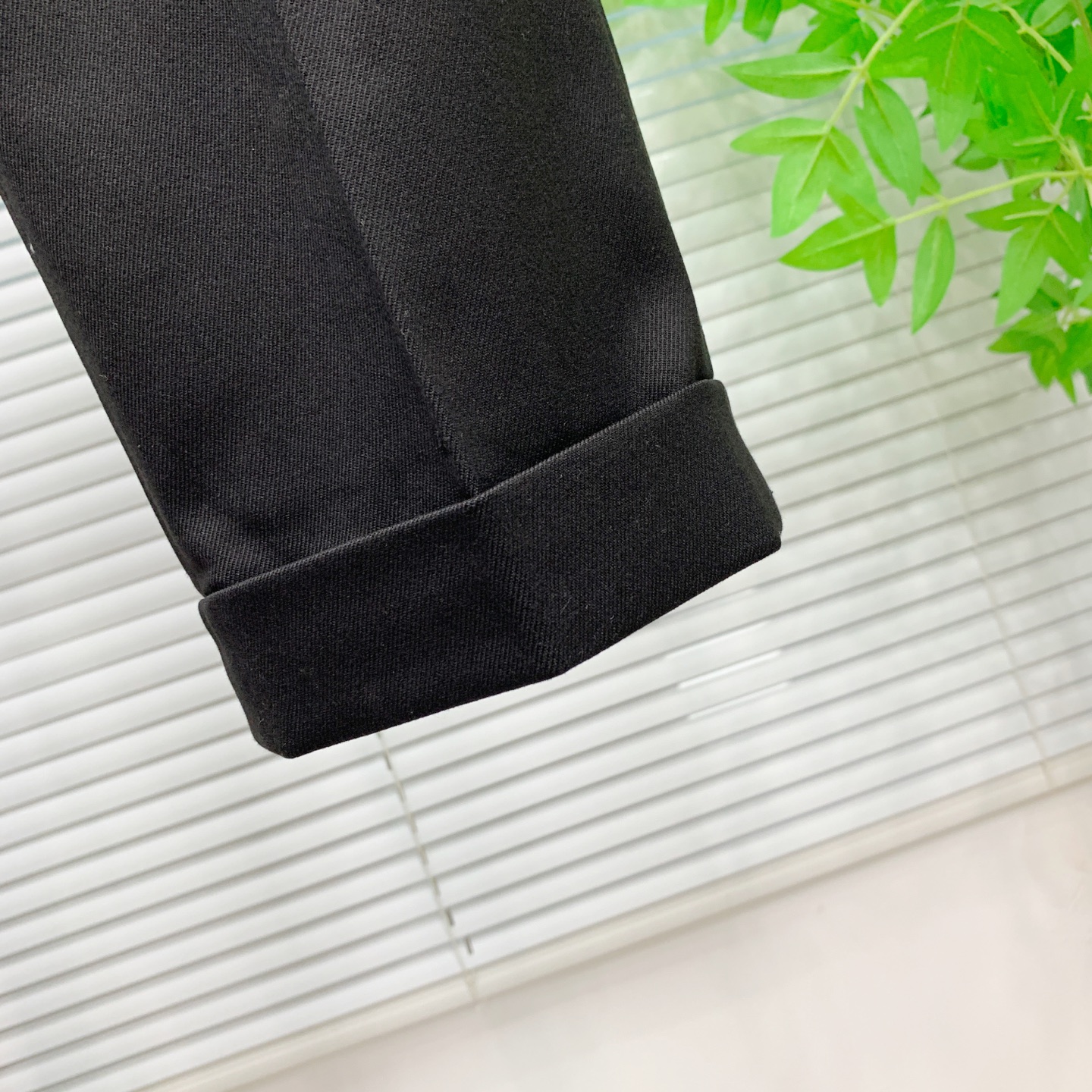 P迪奥🔥🔥毛呢西裤2025ss秋冬【新品】官网同步有售，男士高端商务休闲毛呢西裤，高端进口面料，带弹力，