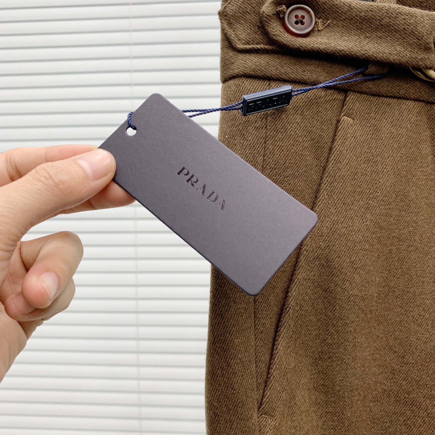 P普拉达🔥🔥毛呢西裤2025ss秋冬【新品】官网同步有售，男士高端商务休闲毛呢西裤，高端进口面料，带弹力