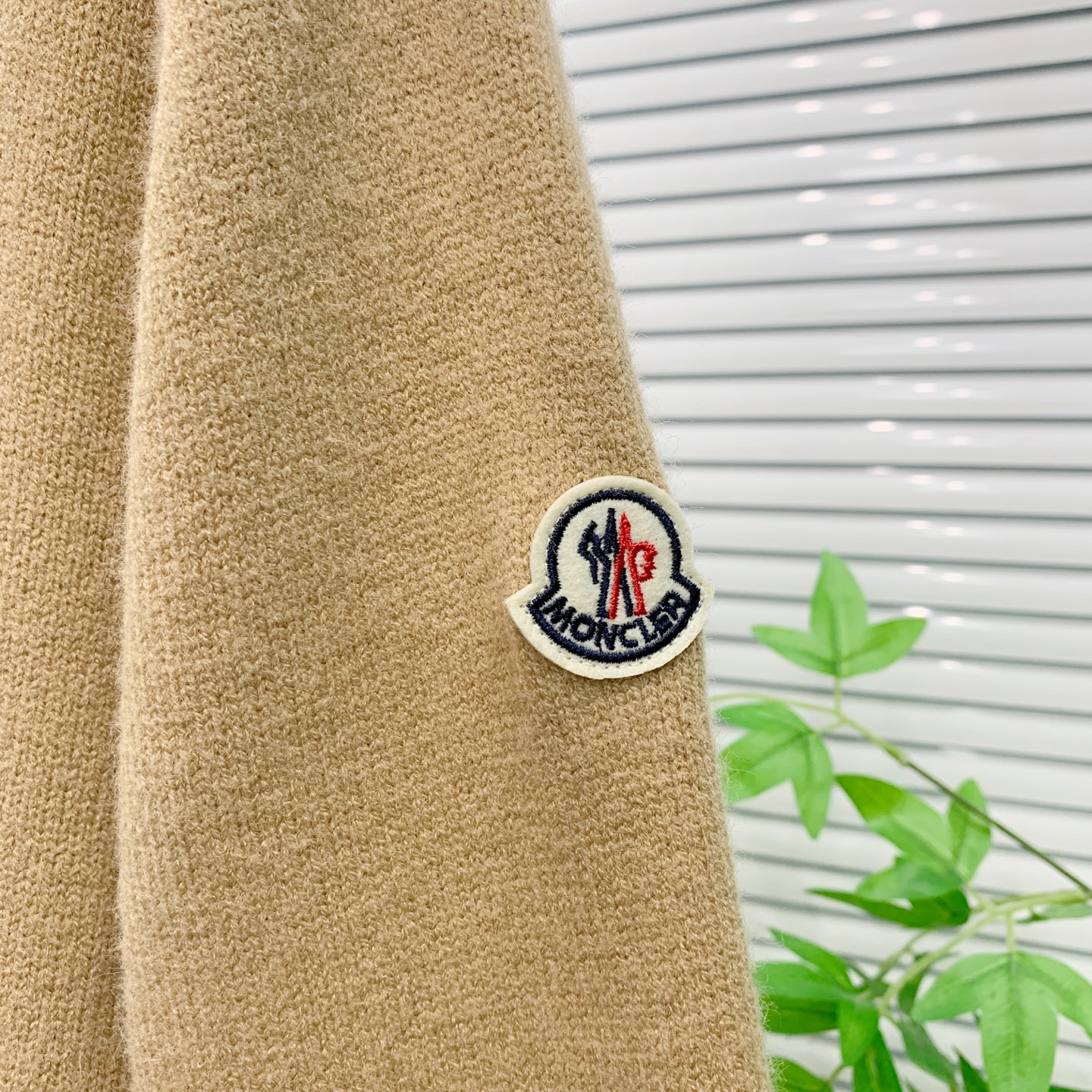 P蒙口2025【新品】秋冬新款针织羊毛开衫 高品质意大利进口羊毛混纺面料，高密度针织，时尚百搭毛衣，帅气