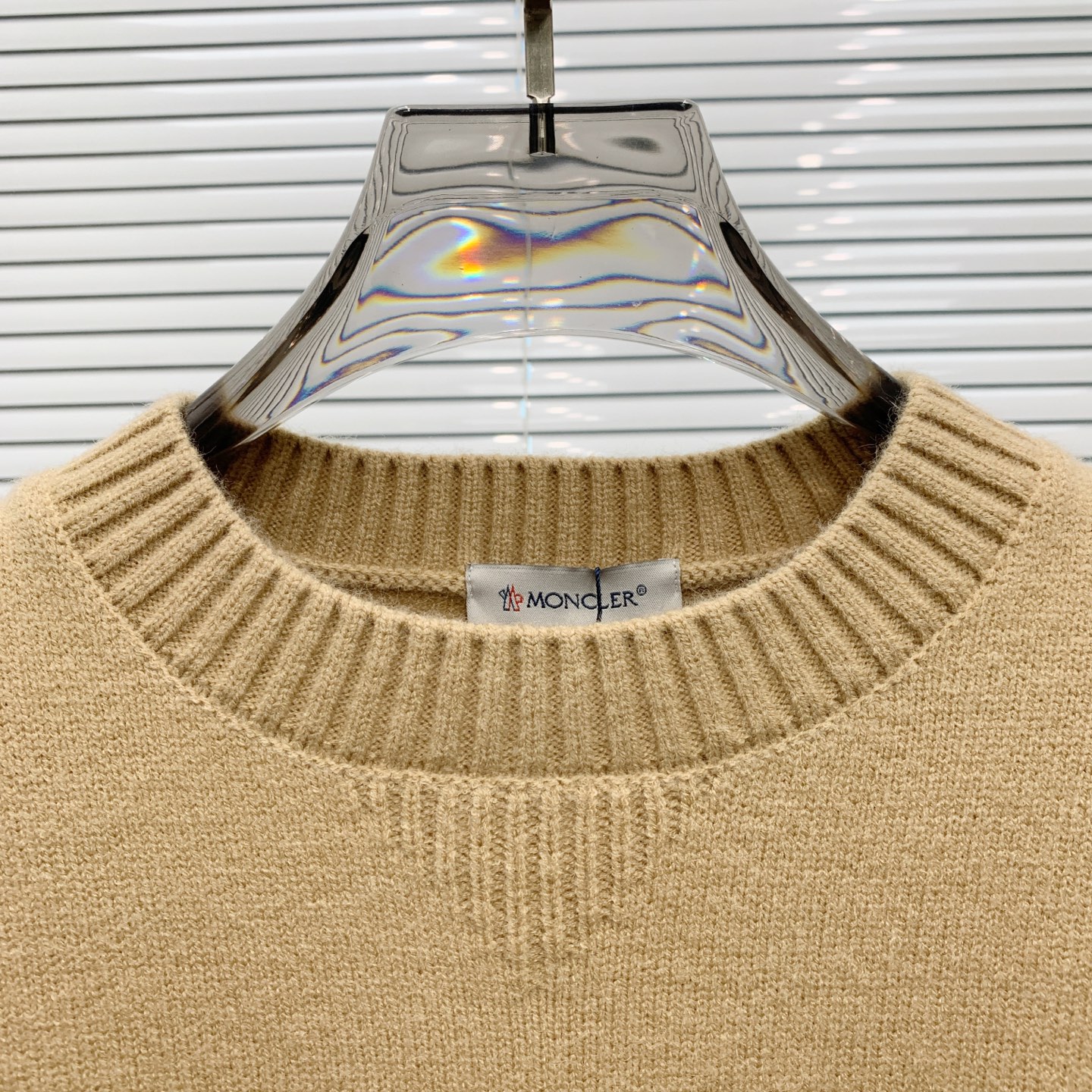 P蒙口2025【新品】秋冬新款针织羊毛开衫 高品质意大利进口羊毛混纺面料，高密度针织，时尚百搭毛衣，帅气