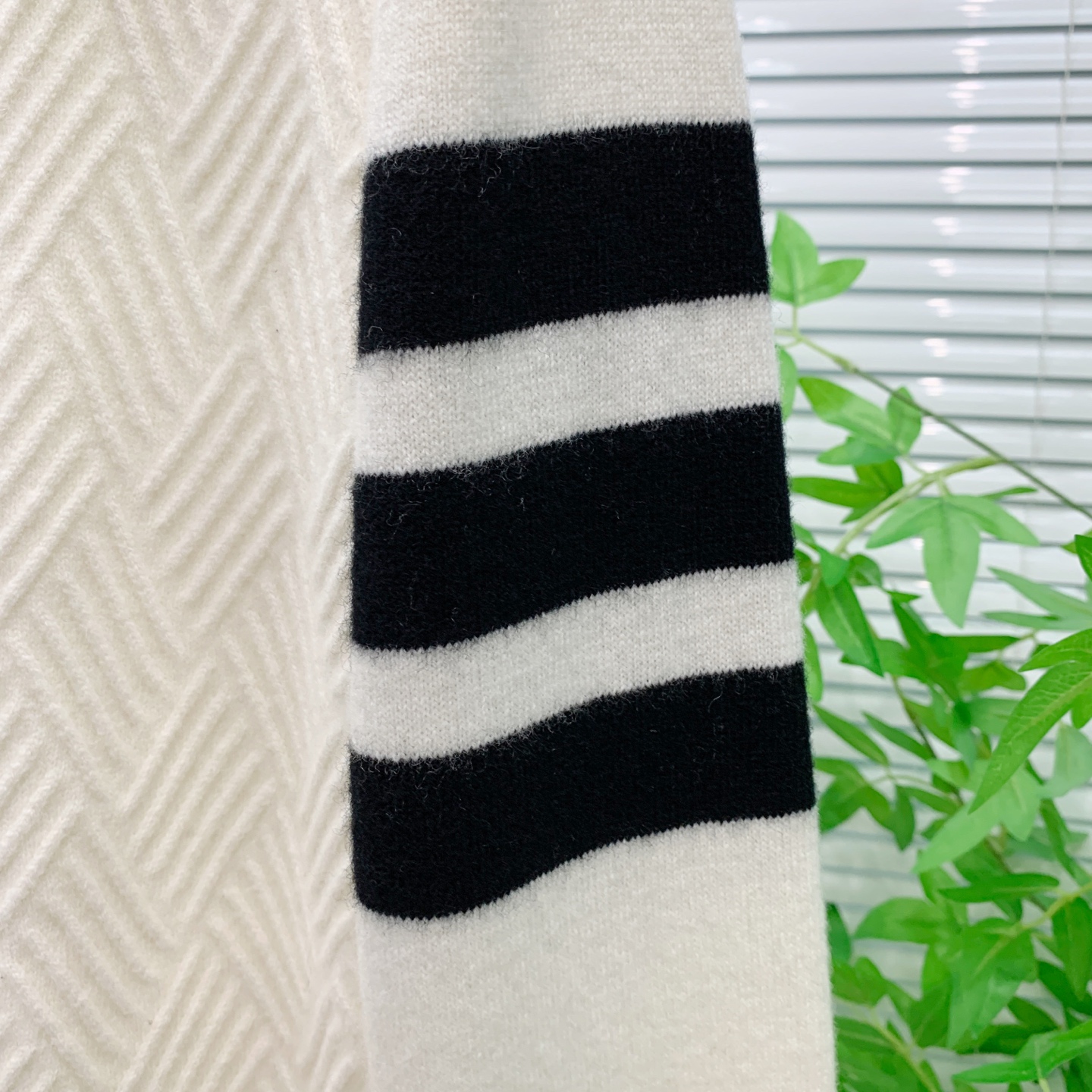 PTB 纯羊毛2025【新品】秋冬新款针织羊毛开衫 高品质意大利进口羊毛混纺面料，高密度针织，时尚百搭毛