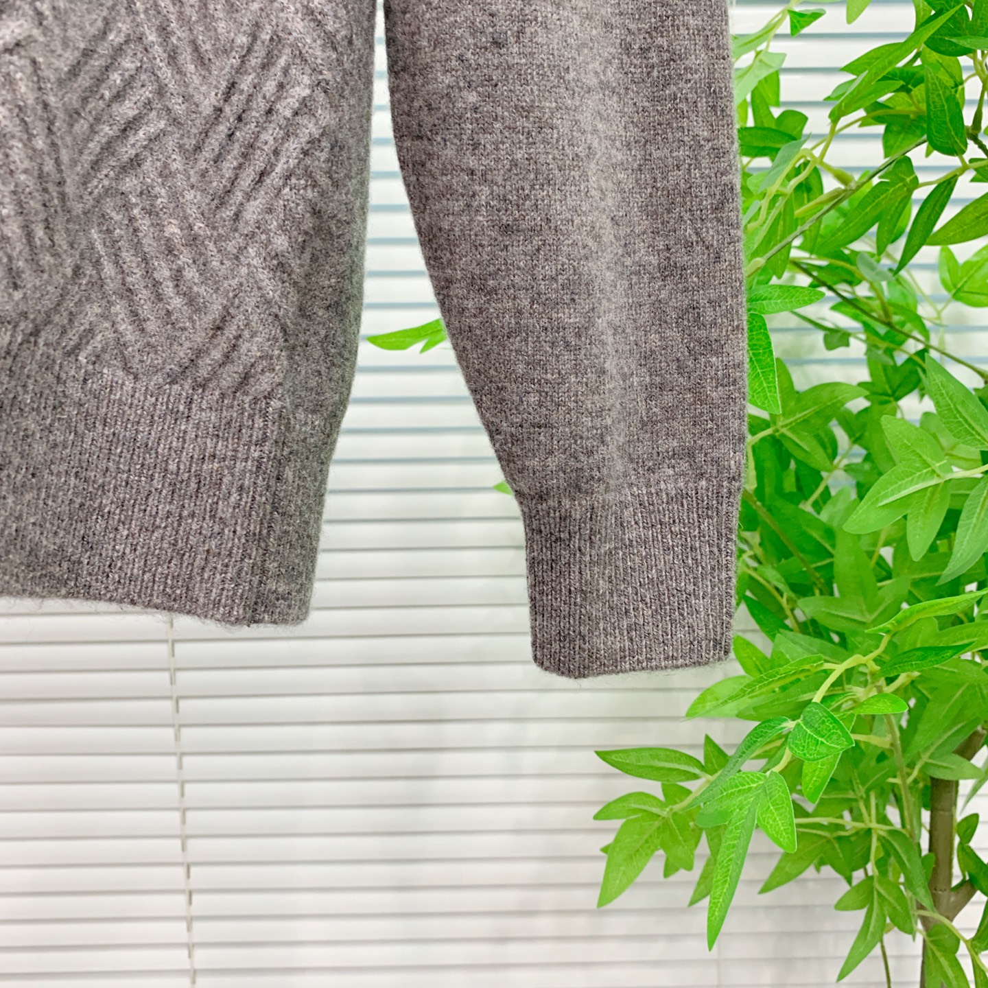 PTB 纯羊毛2025【新品】秋冬新款针织羊毛开衫 高品质意大利进口羊毛混纺面料，高密度针织，时尚百搭毛