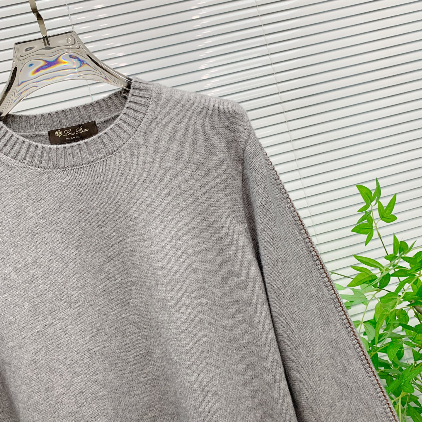 🌹LP🆕【新品】秋冬新款针织羊毛开衫 高品质意大利进口羊毛混纺面料，高密度针织，时尚百搭毛衣，帅气十足。