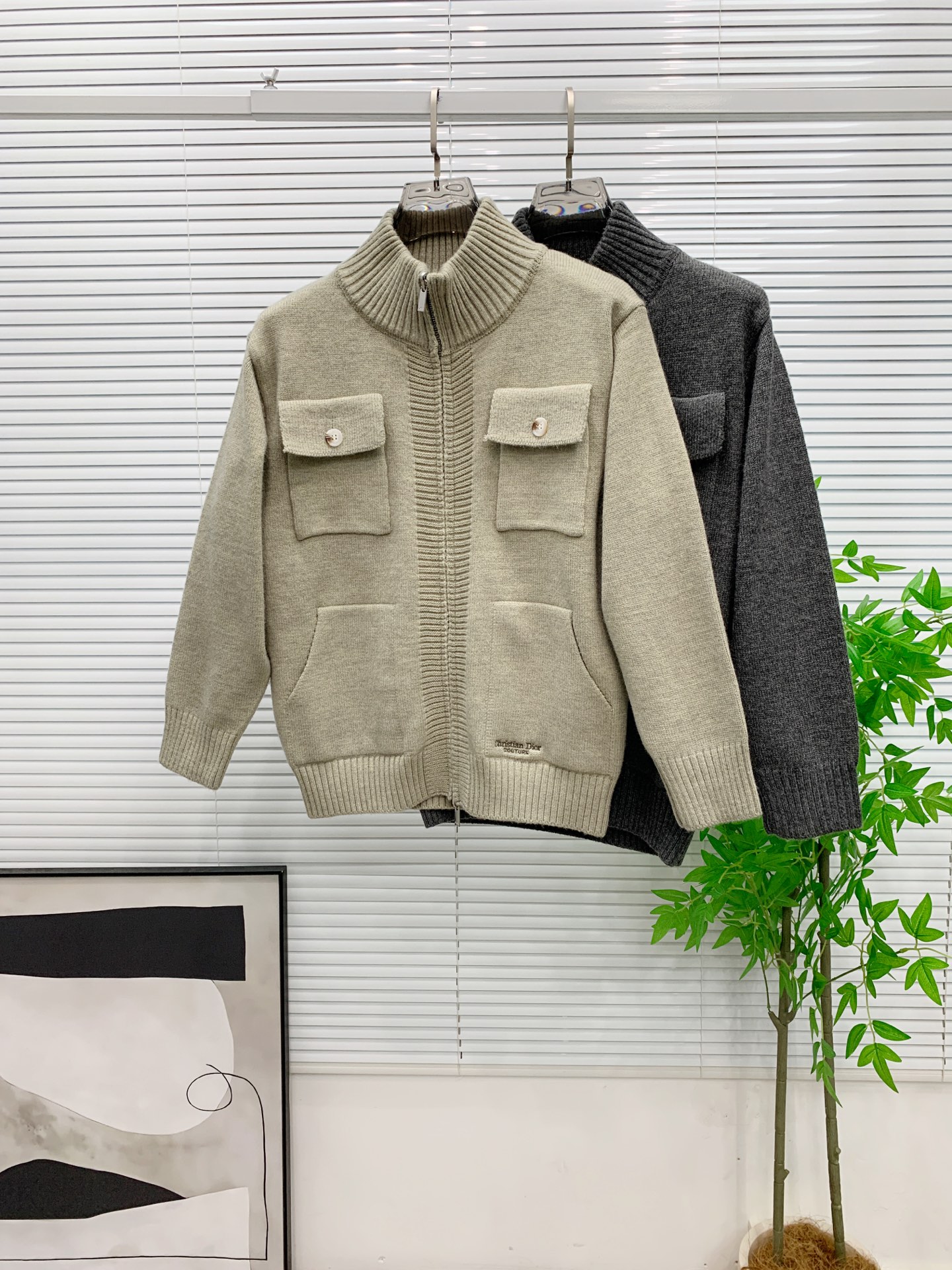 P迪奥2025【新品】秋冬新款针织羊毛开衫 高品质意大利进口羊毛混纺面料，高密度针织，时尚百搭毛衣，帅气